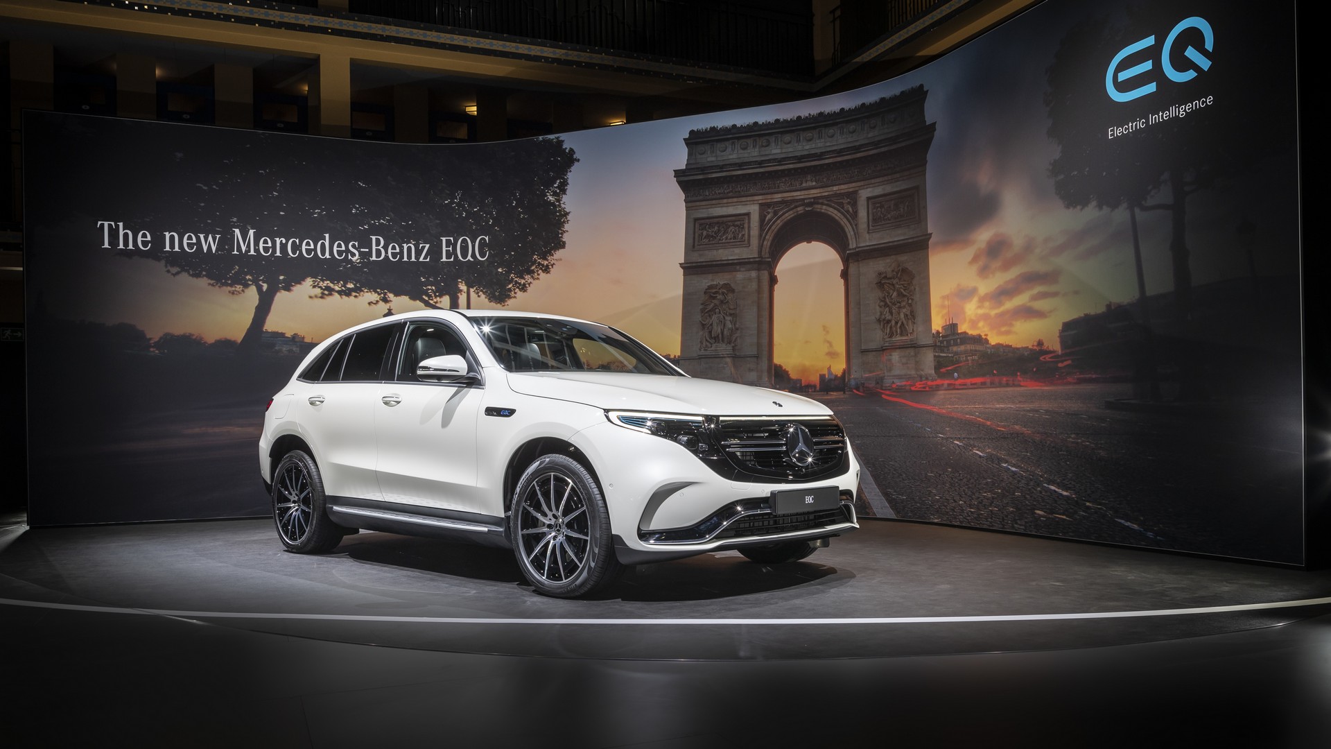 Mercedes-EQC-3 Mercedes A35, GLE, EQC And Smart Forease Concept Debut In Paris