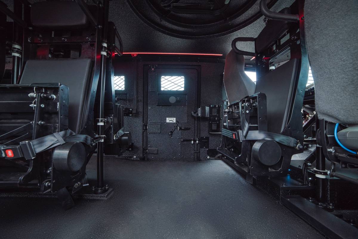 Inkas Superior APC 10 Canadian Inkas Superior APC/AMEV 4×4 Can Tackle Any Terrain In Any Weather