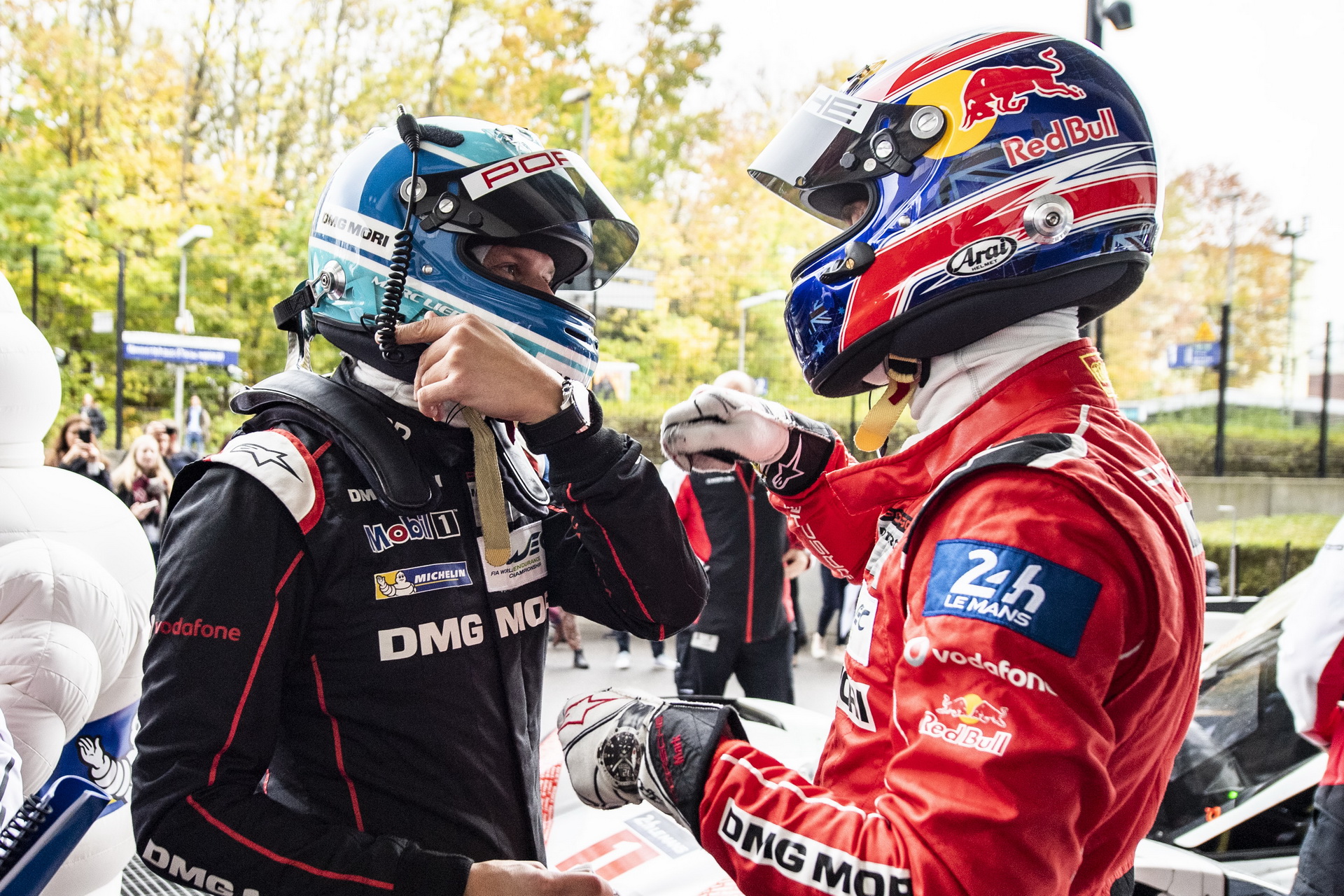 Porsche-919-Final-Drive-07 Le Mans-Winning 919 Hybrid Driven On Public Roads To Its Retirement At The Porsche Museum