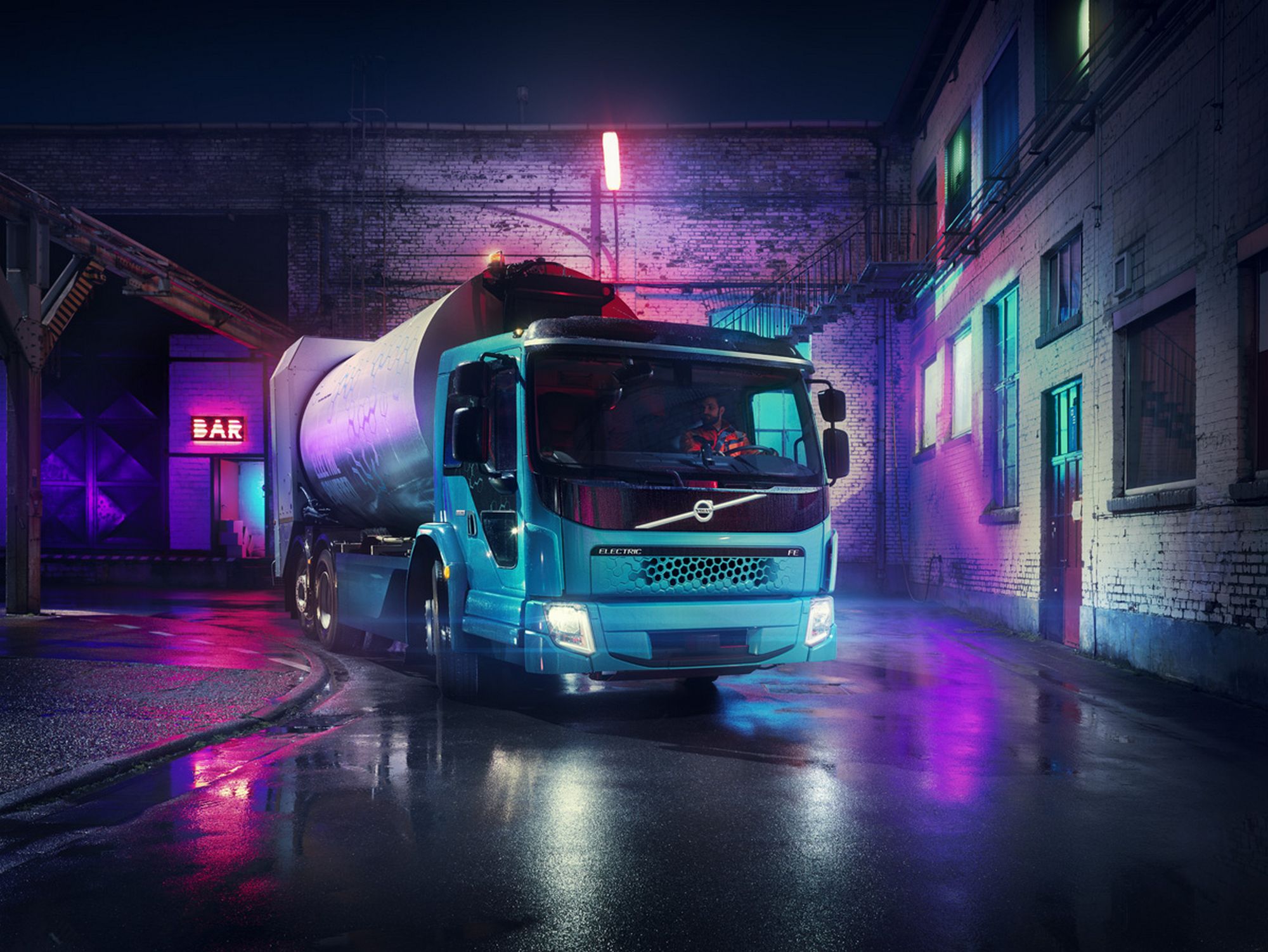 Volvo-Electric-Trucks-5 Volvo Bringing Electric Trucks To North America In 2020
