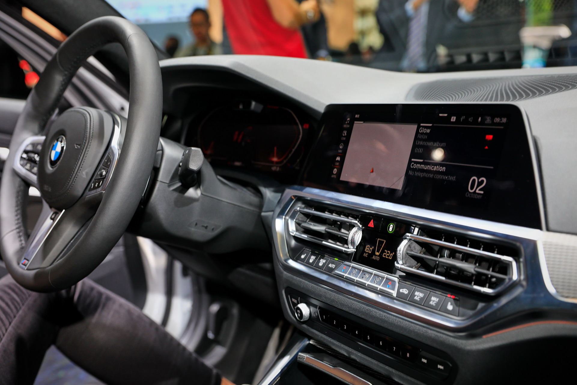 BMW 33 2018 Paris Auto Show Gallery: BMW