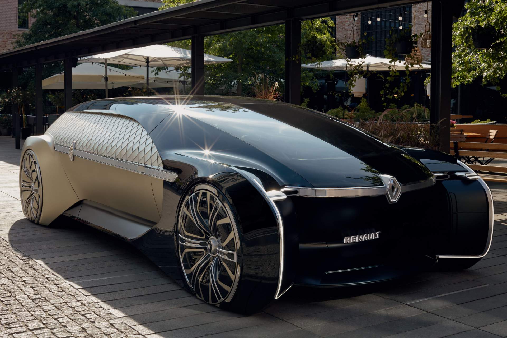 Renault EZ Ultimo Concept 1 Renault EZ-Ultimo Concept Envisions Self-Driving Luxury Lounge