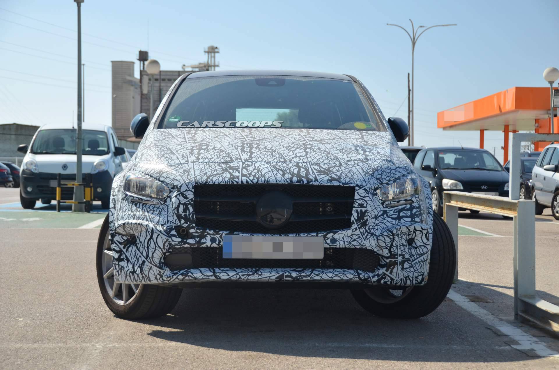 Mercedes-EQ-B-test-mule-spy-shots-9 Is This B-Class Actually A Test Mule For Mercedes’ EQB Electric SUV?