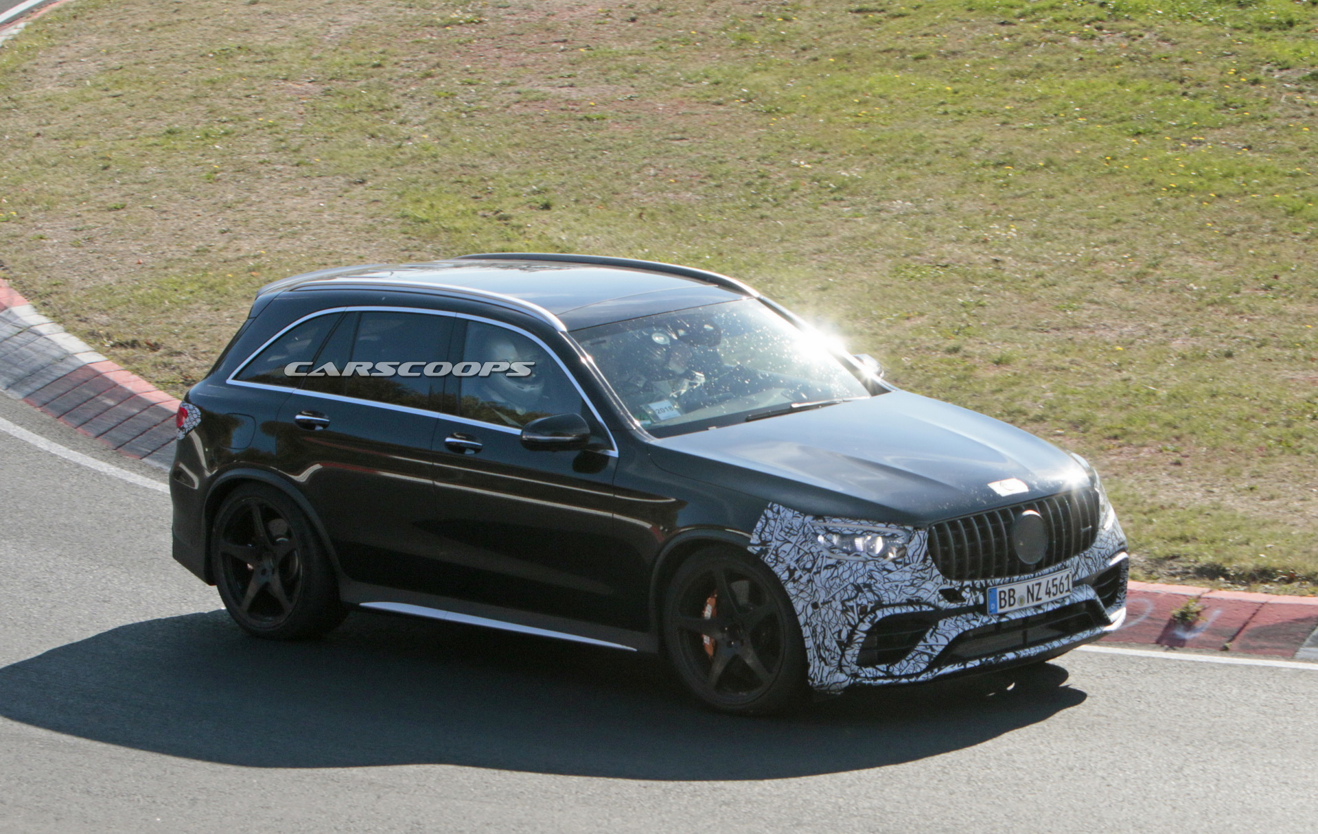 2019 mercedes amg glc63 facelift spy 4 2020 Mercedes-AMG GLC 63 Gets A Mild Makeover, Coming Next Year