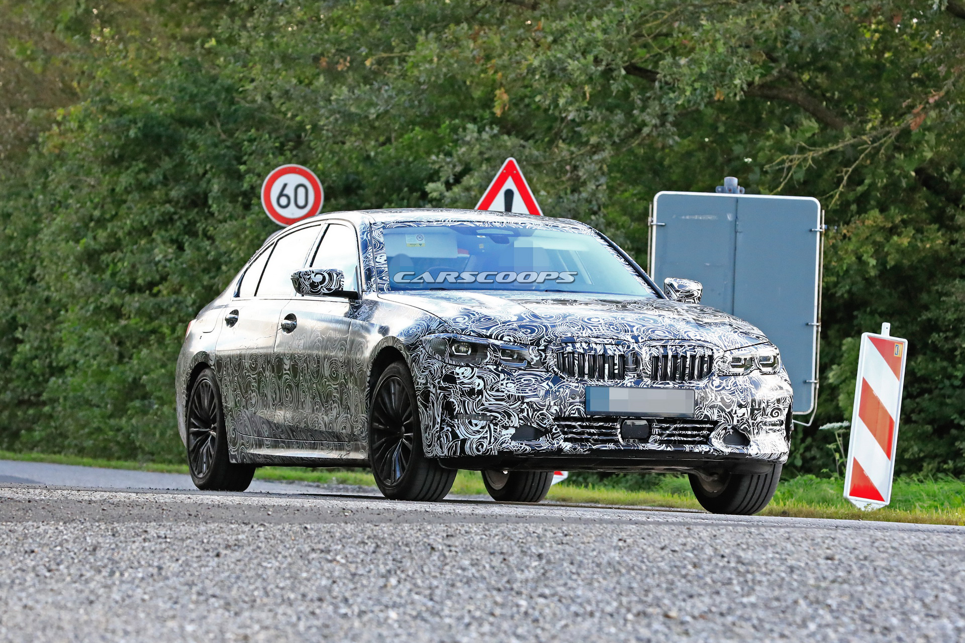 2019 bmw 3 series lwb spy shots-2 2019 BMW 3-Series Long Wheelbase Stretches Out In First Spy Images