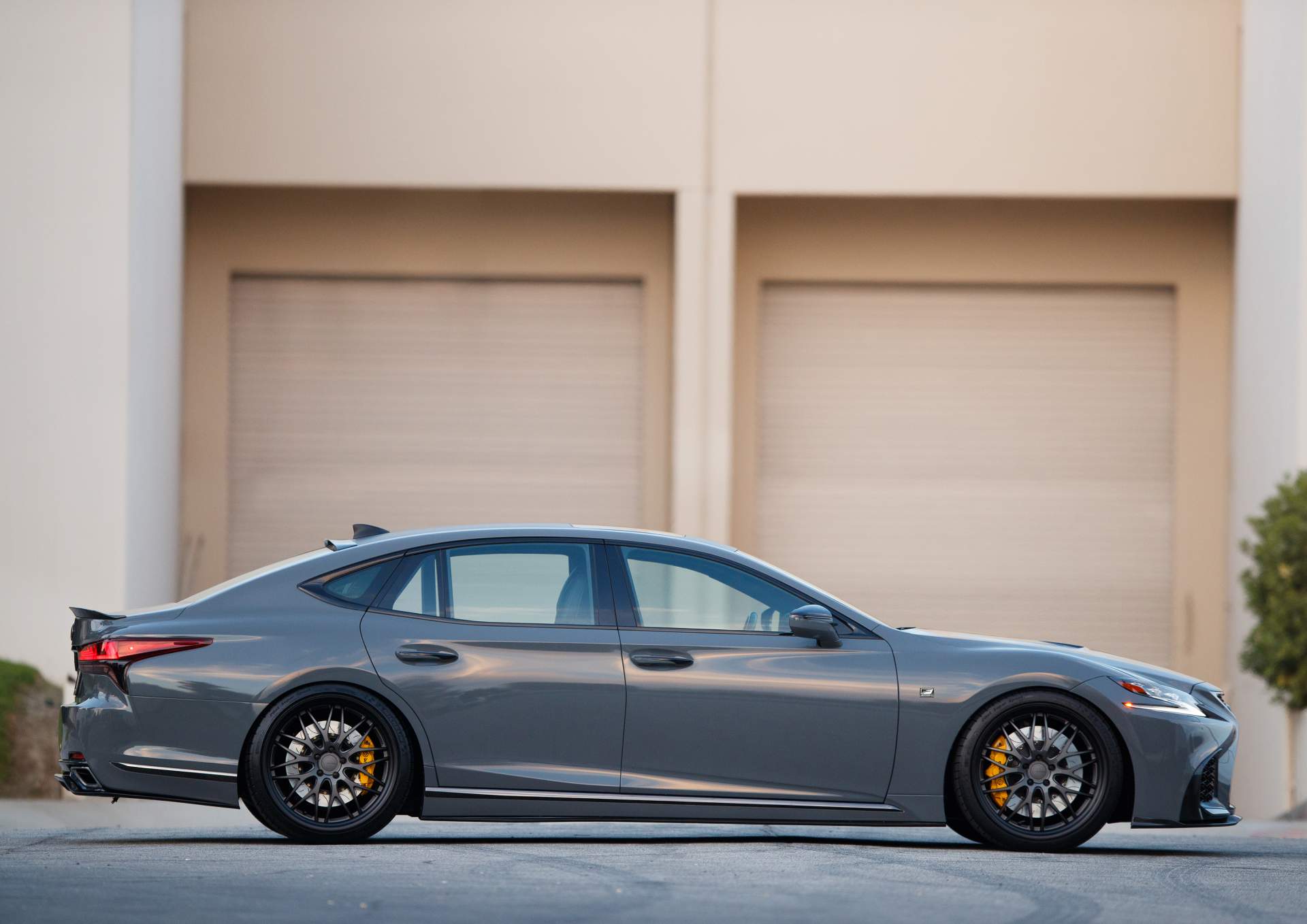 2019 Lexus LS Custom Concept 2 2019 Lexus ES Custom Concept Has A Wine Cellar In Its Trunk