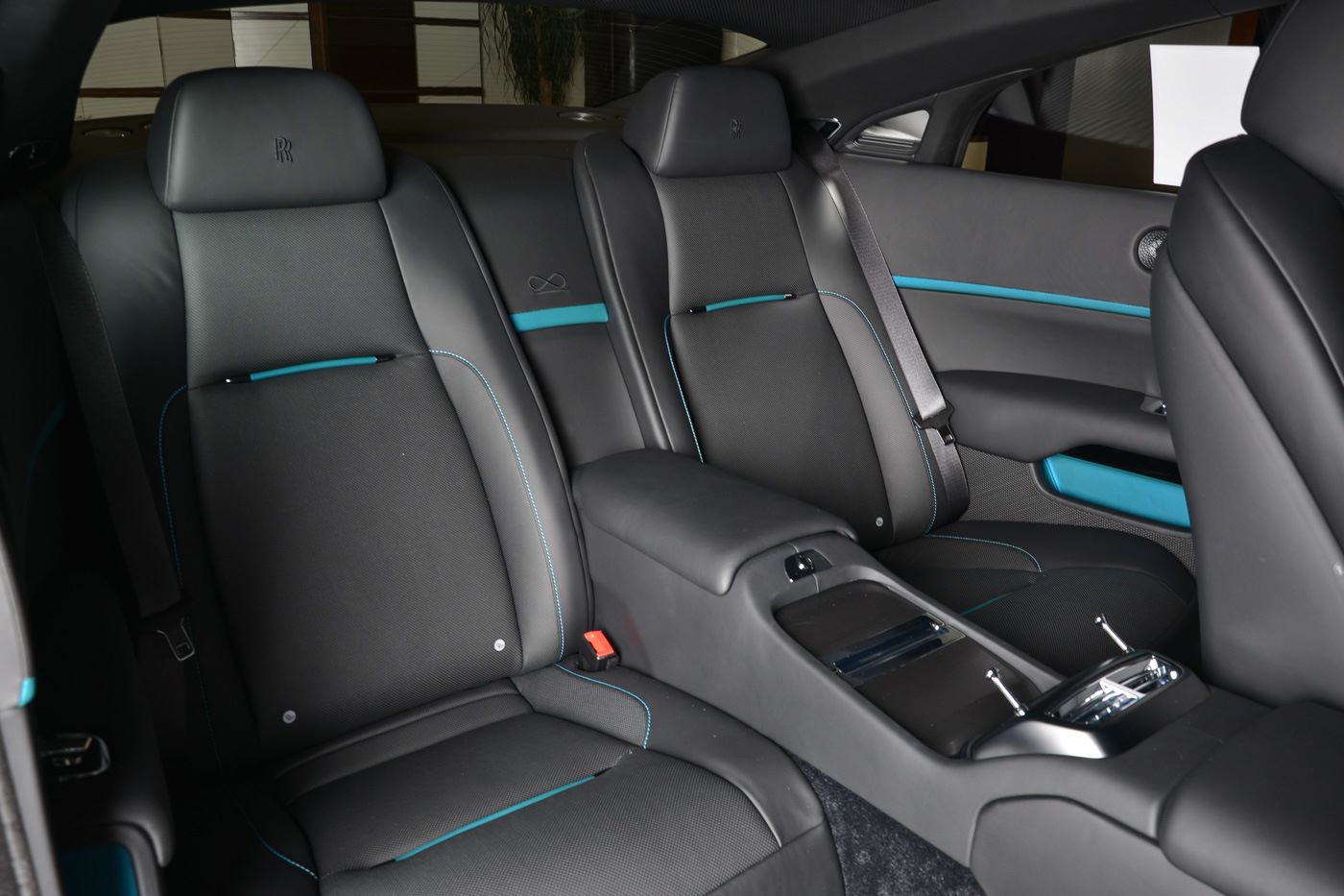 rolls royce wraith adamas abu dhabi 12 Rolls-Royce’s Wraith Adamas Is Something Only 40 People Will Get To Own