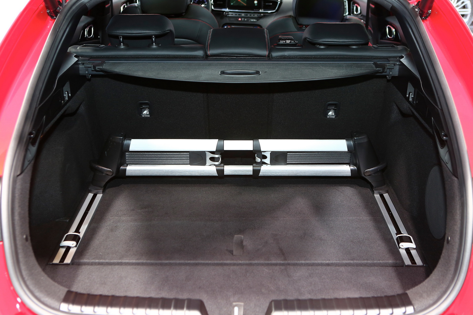 Kia-ProCeed-08 Can Kia’s New Proceed Sway You Away From Fashionable Crossovers?