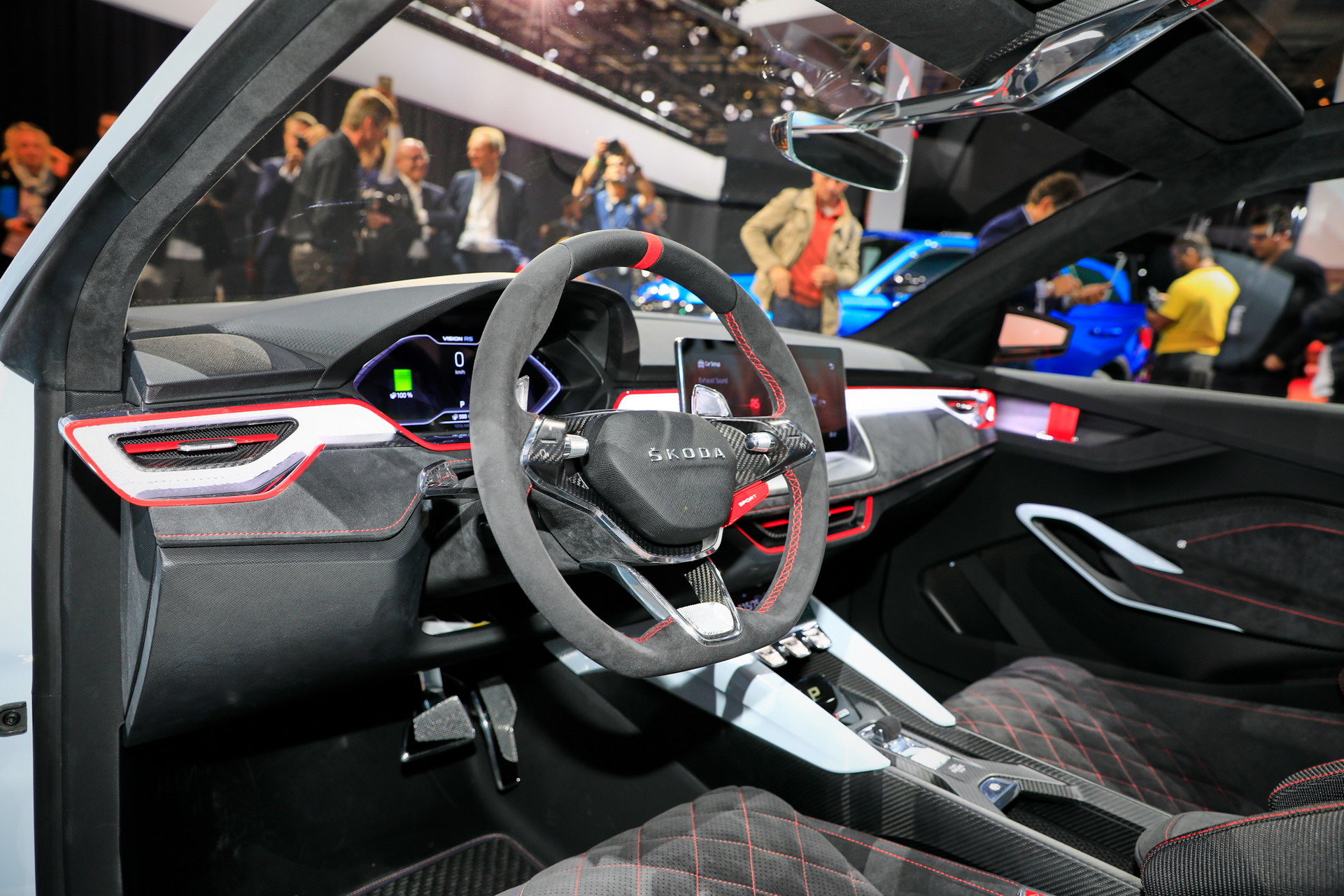 Skoda 40 2018 Paris Auto Show Gallery: Skoda & Seat