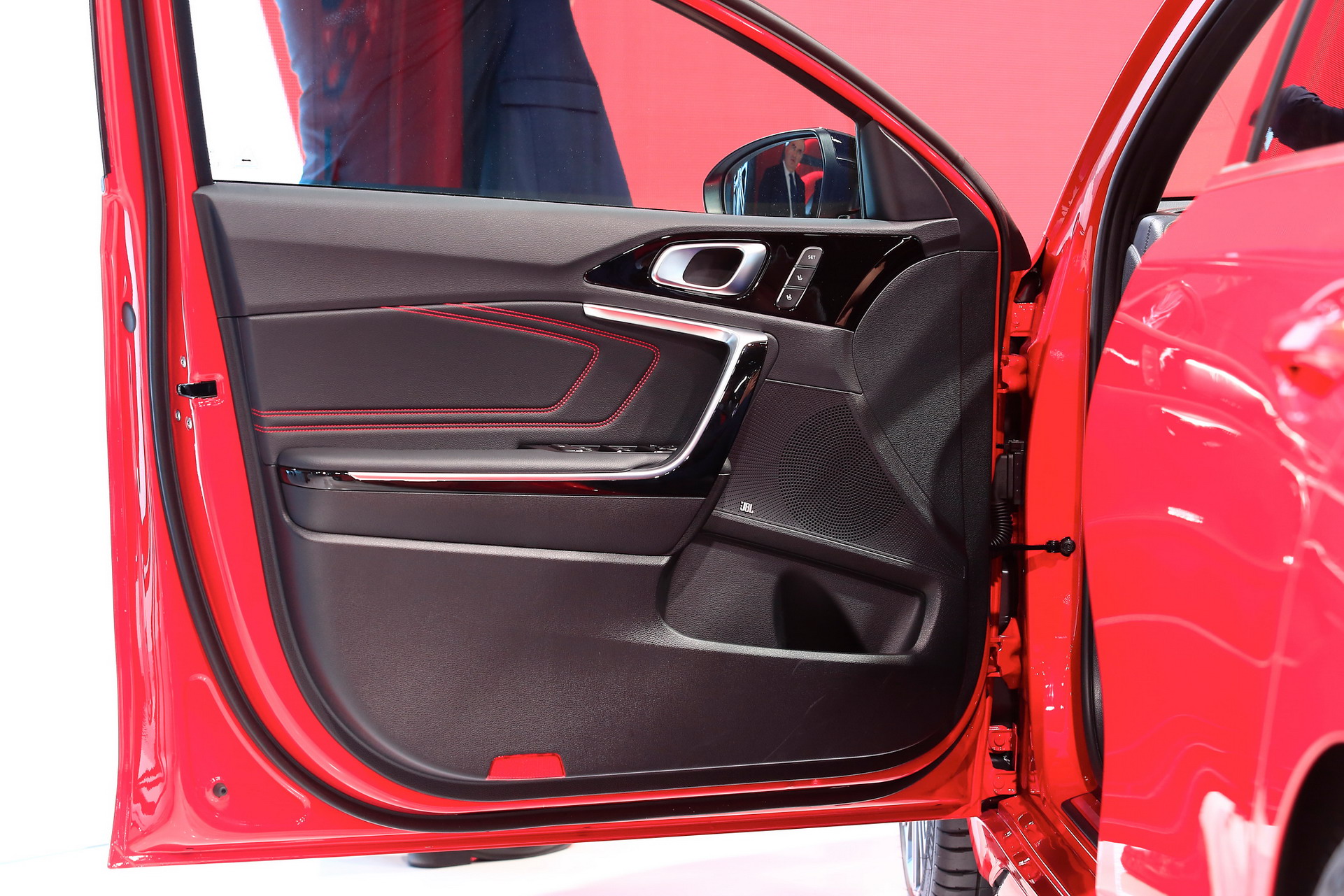 Kia 34 2018 Paris Auto Show Gallery: Kia