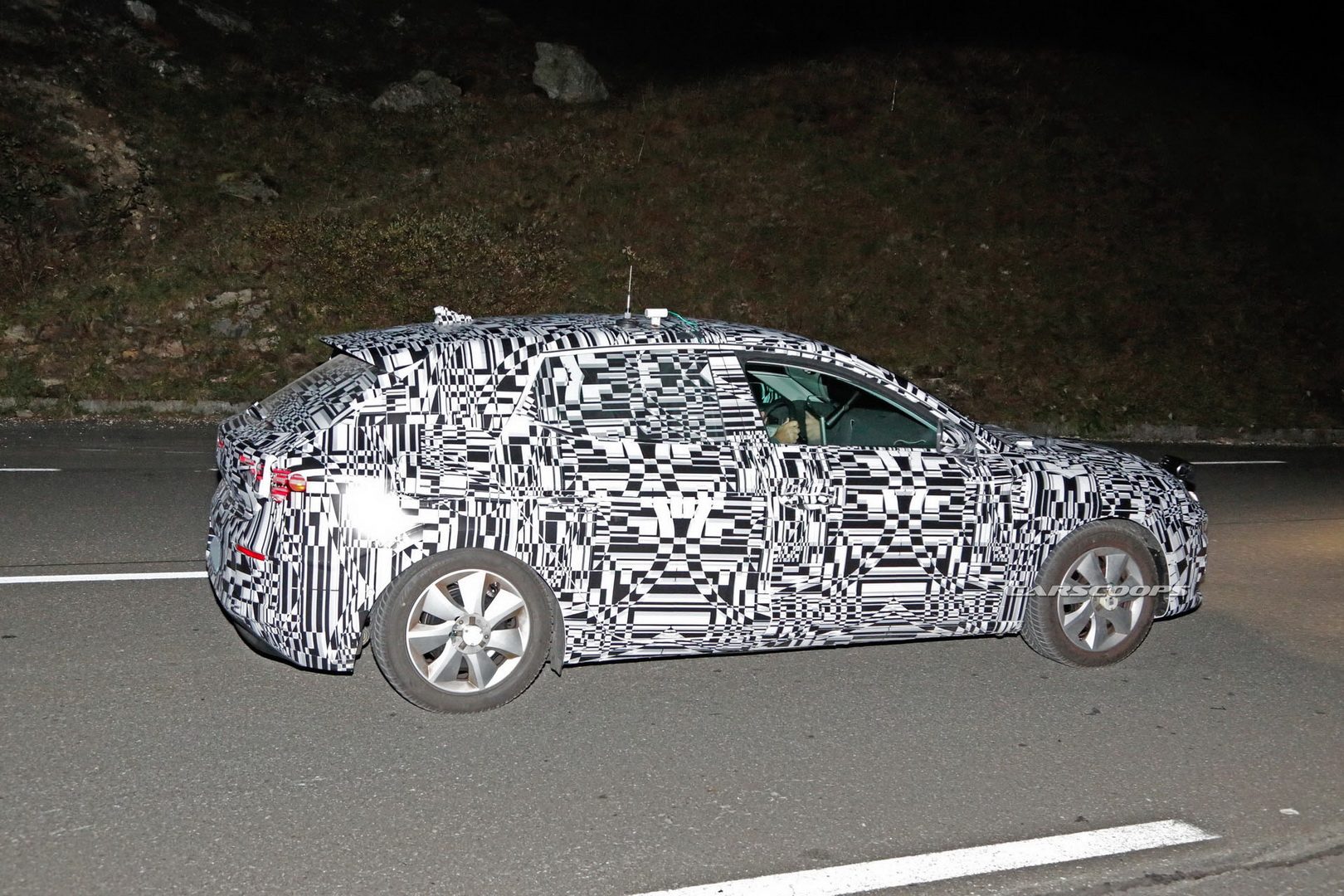 2020 seat leon spied 25 Seat Leon Concept Heading To 2019 Geneva Motor Show