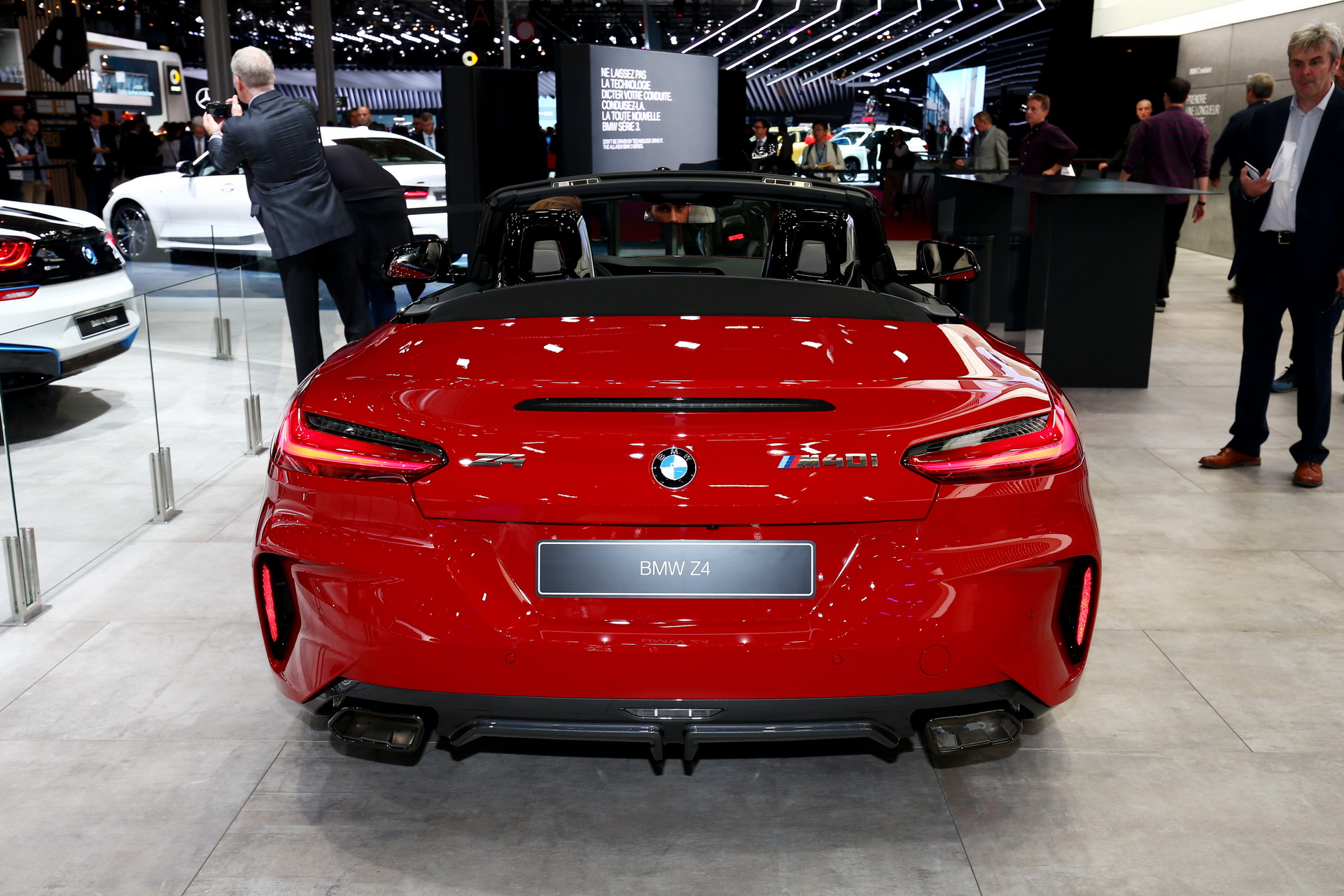 2019-BMW-Z4-26 New BMW Z4 Promises To Excite Drivers With Its Handling Dynamics