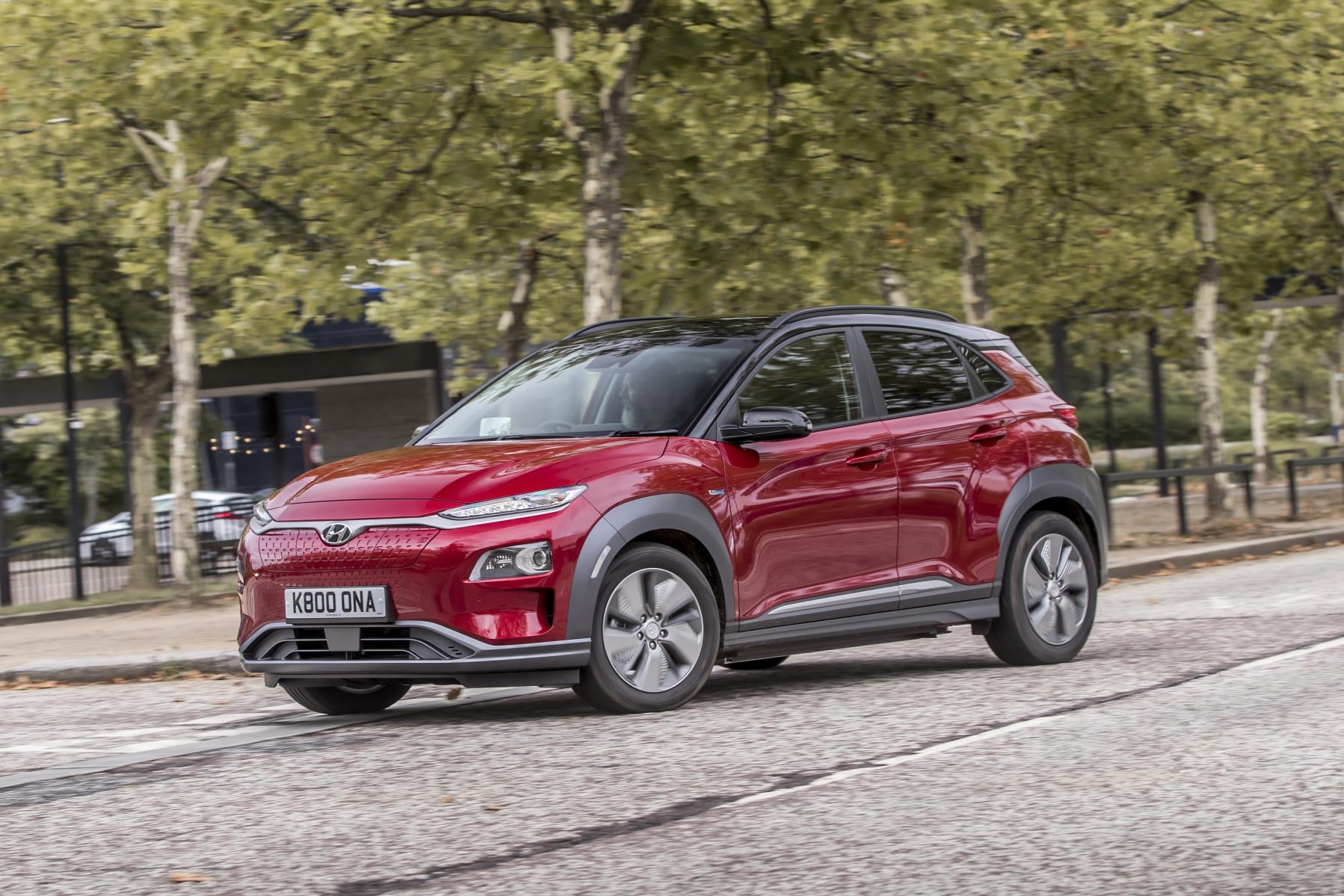 study-uk-motorists-curse-words-traffic-2 Study Finds British Motorists Curse Every 2.5 Miles; See What Sets Them Off