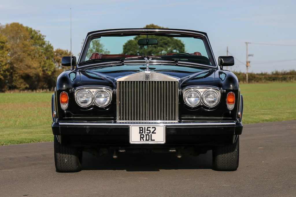 rolls royce corniche sinatra auction 3 Frank Sinatra’s 1984 Rolls-Royce Corniche Convertible Getting Auctioned Off