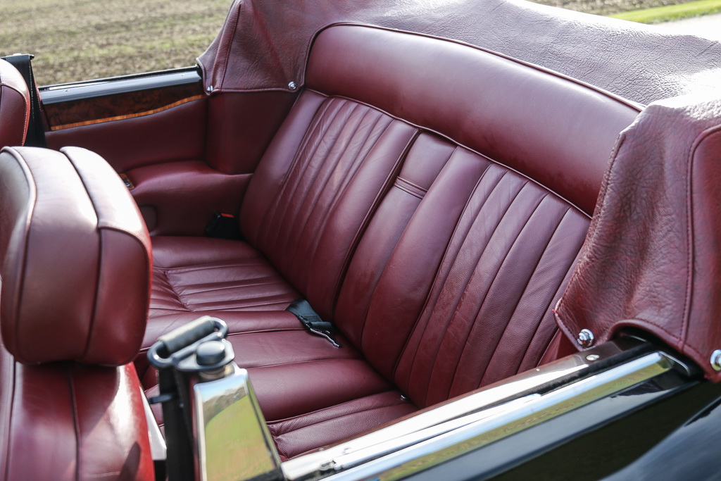 rolls royce corniche sinatra auction 9 Frank Sinatra’s 1984 Rolls-Royce Corniche Convertible Getting Auctioned Off
