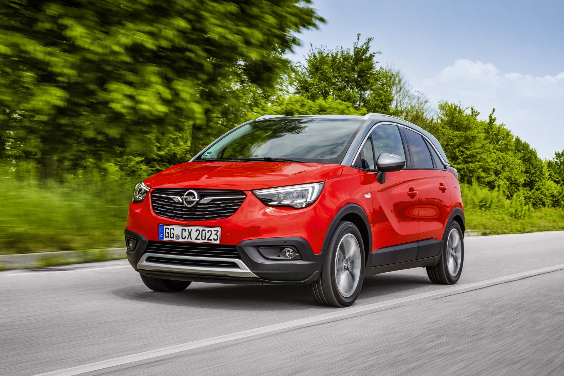 Opel Crossland X 3 Opel Updates Crossland X With New 120PS Diesel, Leather Seats