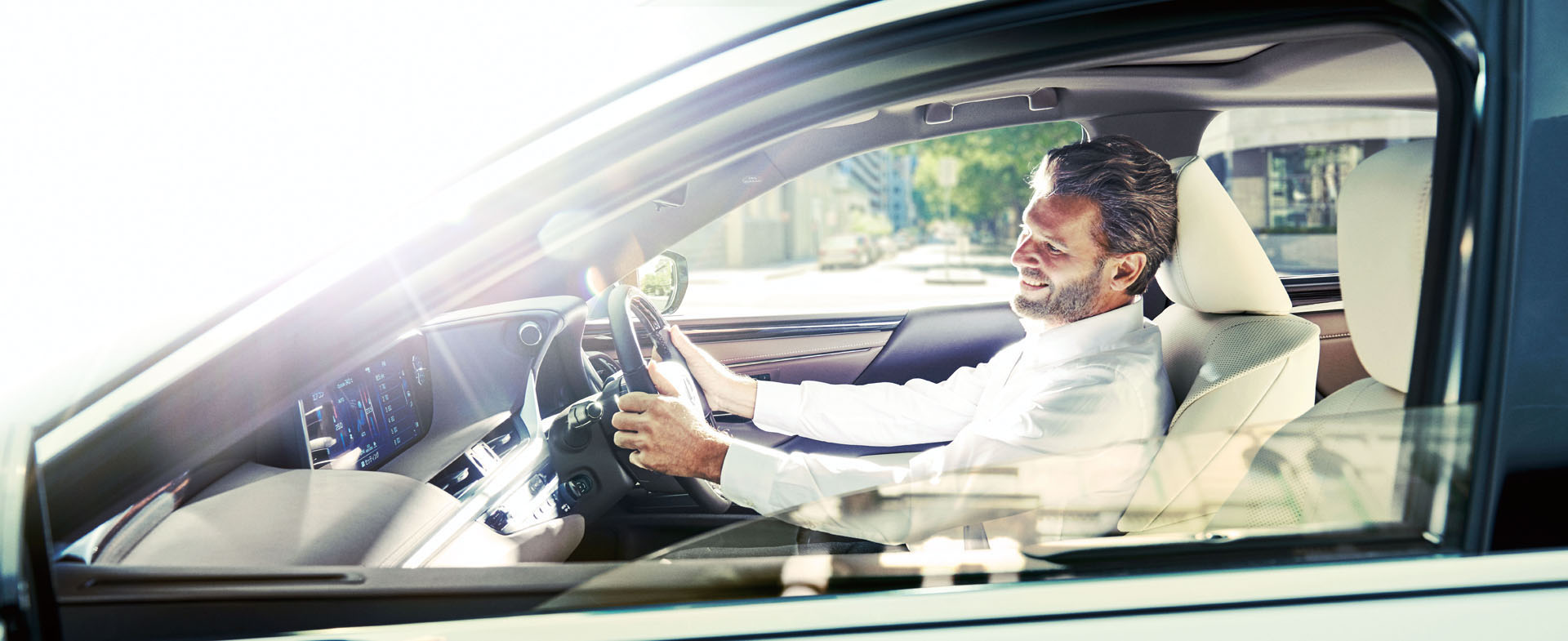 2019-lexus-es-jdm-04 2019 Lexus ES Launches In Japan Complete With Digital Mirrors