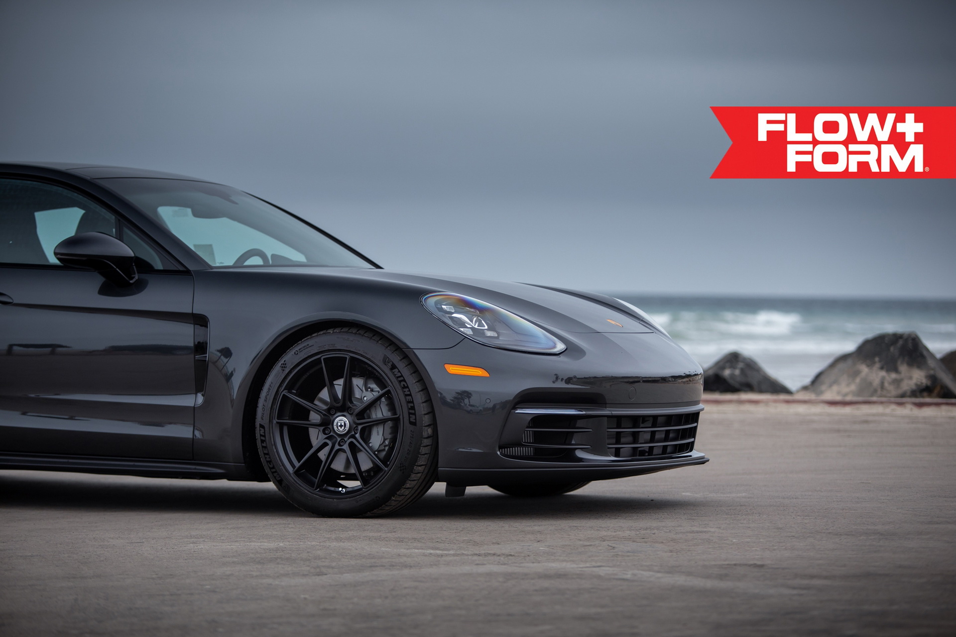 porsche panamera 4s hre wheels tarmac 7 Porsche Panamera 4S Straps On ‘Tarmac’ (i.e. Black) Custom Wheels