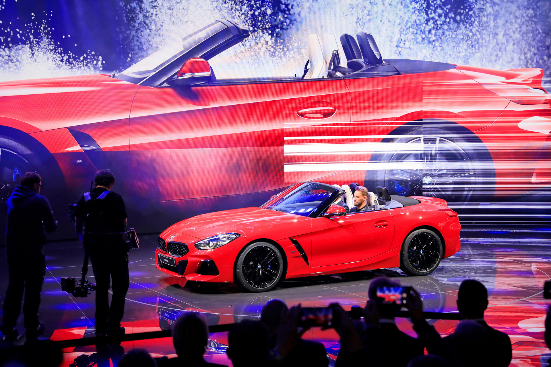 2019-BMW-Z4-02 New BMW Z4 Promises To Excite Drivers With Its Handling Dynamics