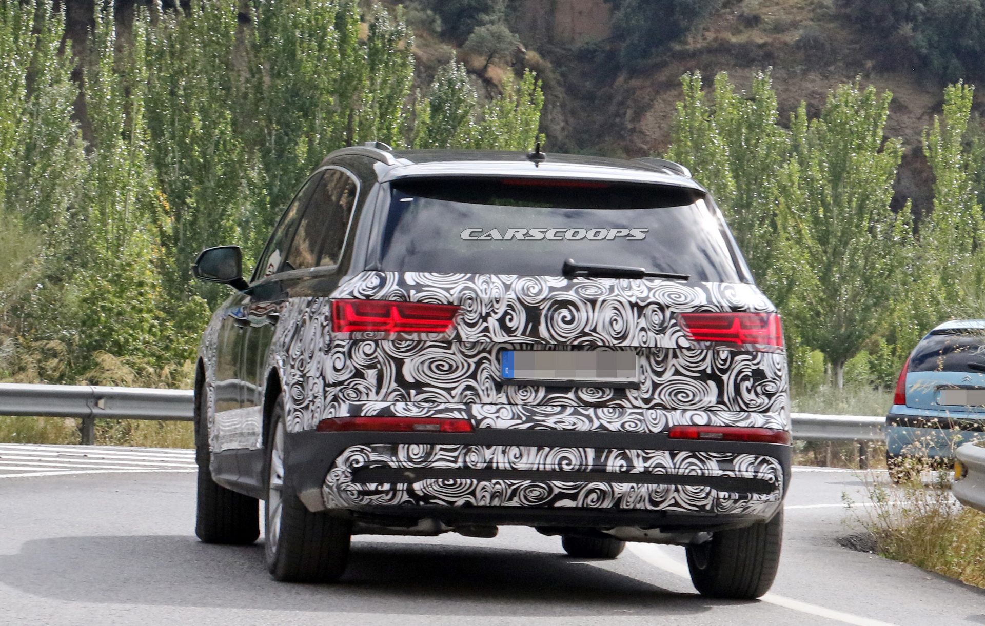 2019 audi q7 facelift spy 12 Audi Prepping Facelift 2020 Q7 With New Grille And Headlights