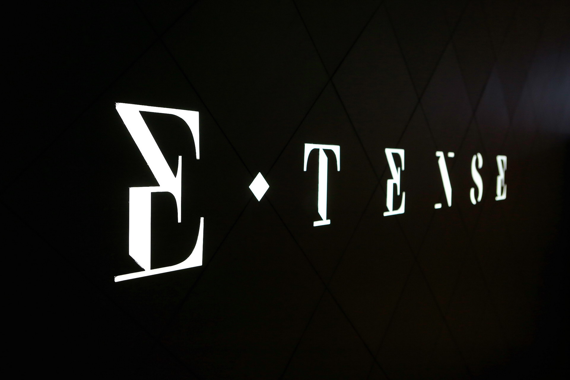 DS 20 2018 Paris Auto Show Gallery: Citroen & DS