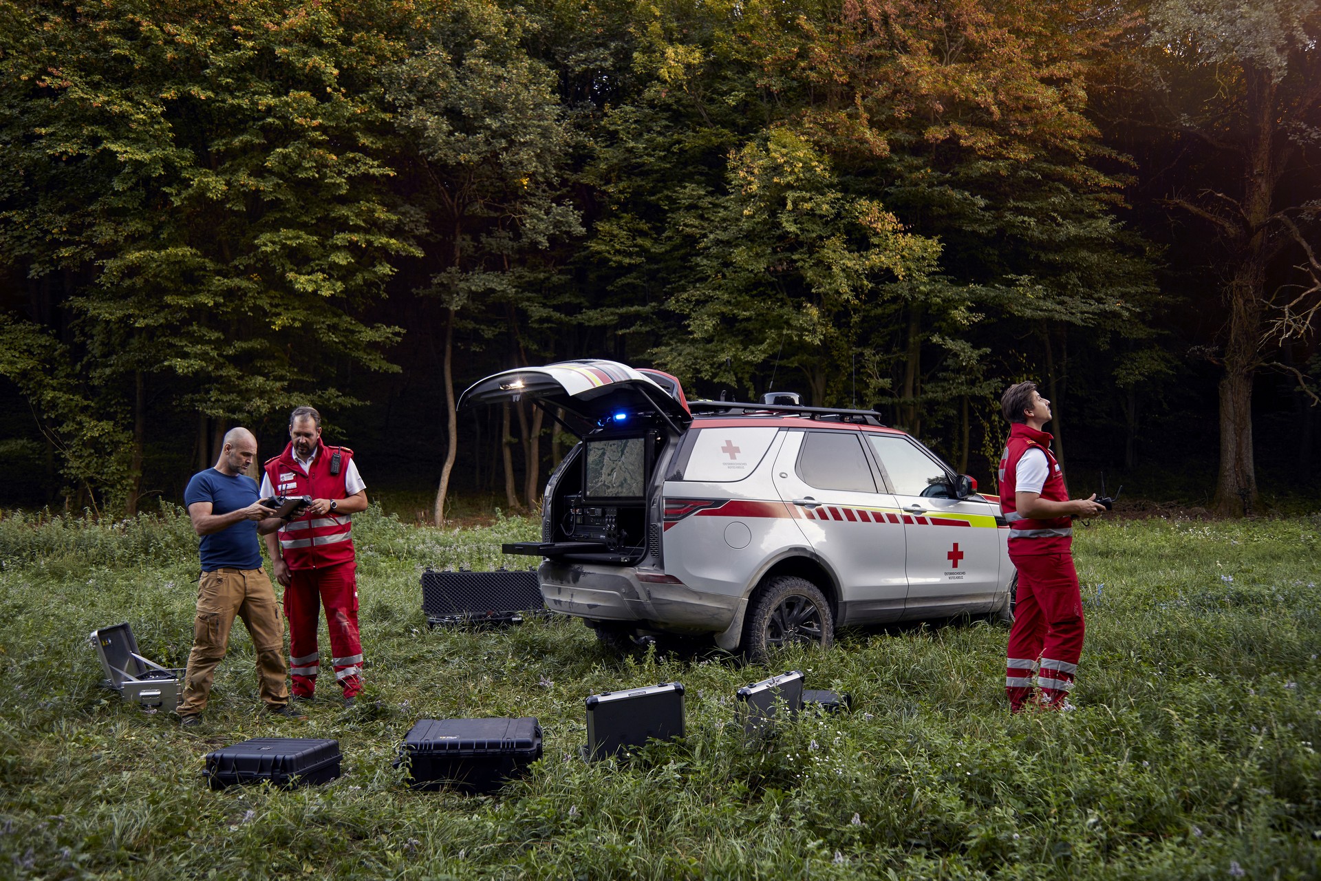 Land Rover Discovery Emergency Response Vehicle-27 Land Rover SVO Builds A One-Off Discovery Emergency Vehicle Complete With A Drone