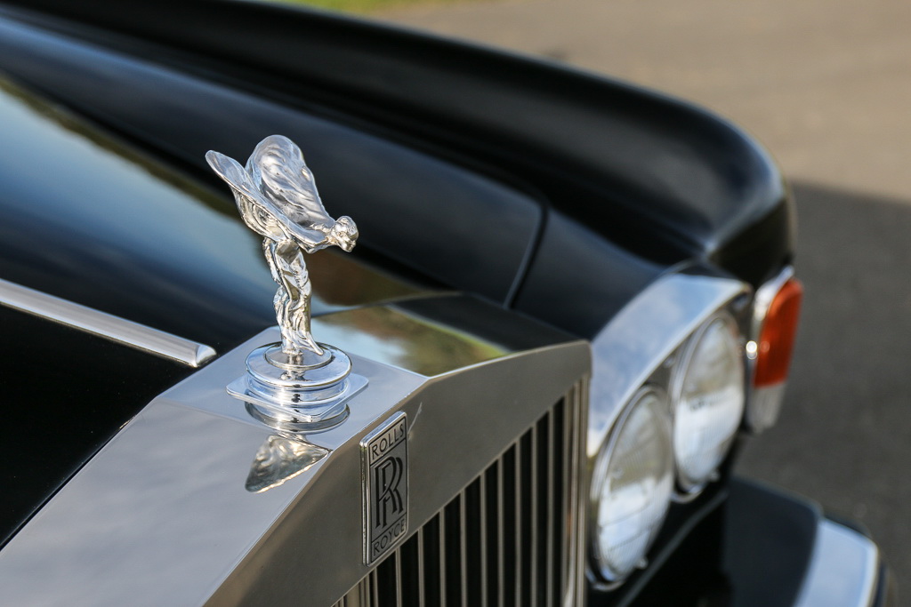 rolls royce corniche sinatra auction 16 Frank Sinatra’s 1984 Rolls-Royce Corniche Convertible Getting Auctioned Off