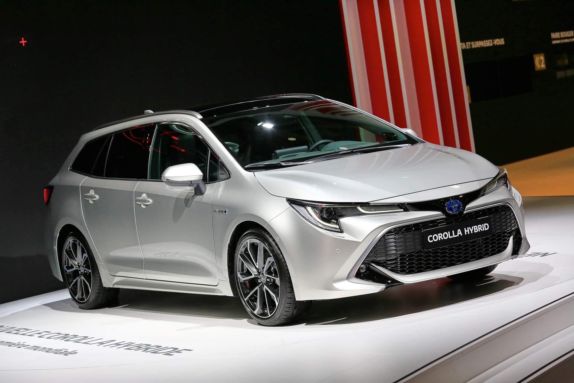 Auto Salon Paris / Mondial Paris Motor Show 2018, France, Paris, 02 2019 Toyota Corolla Reveals Its Two Flavors In Paris
