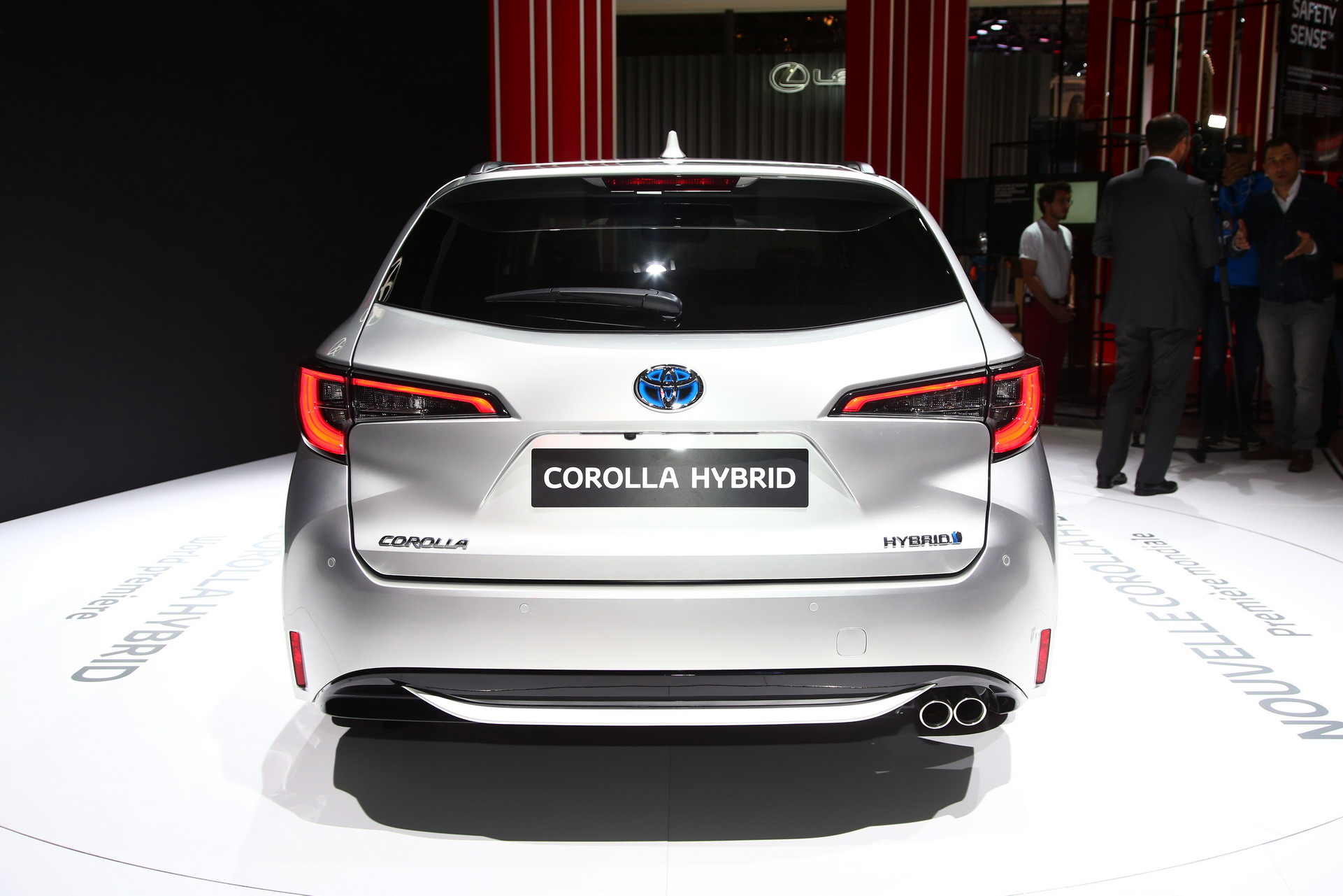 Toyota b11 2018 Paris Auto Show Gallery: Toyota