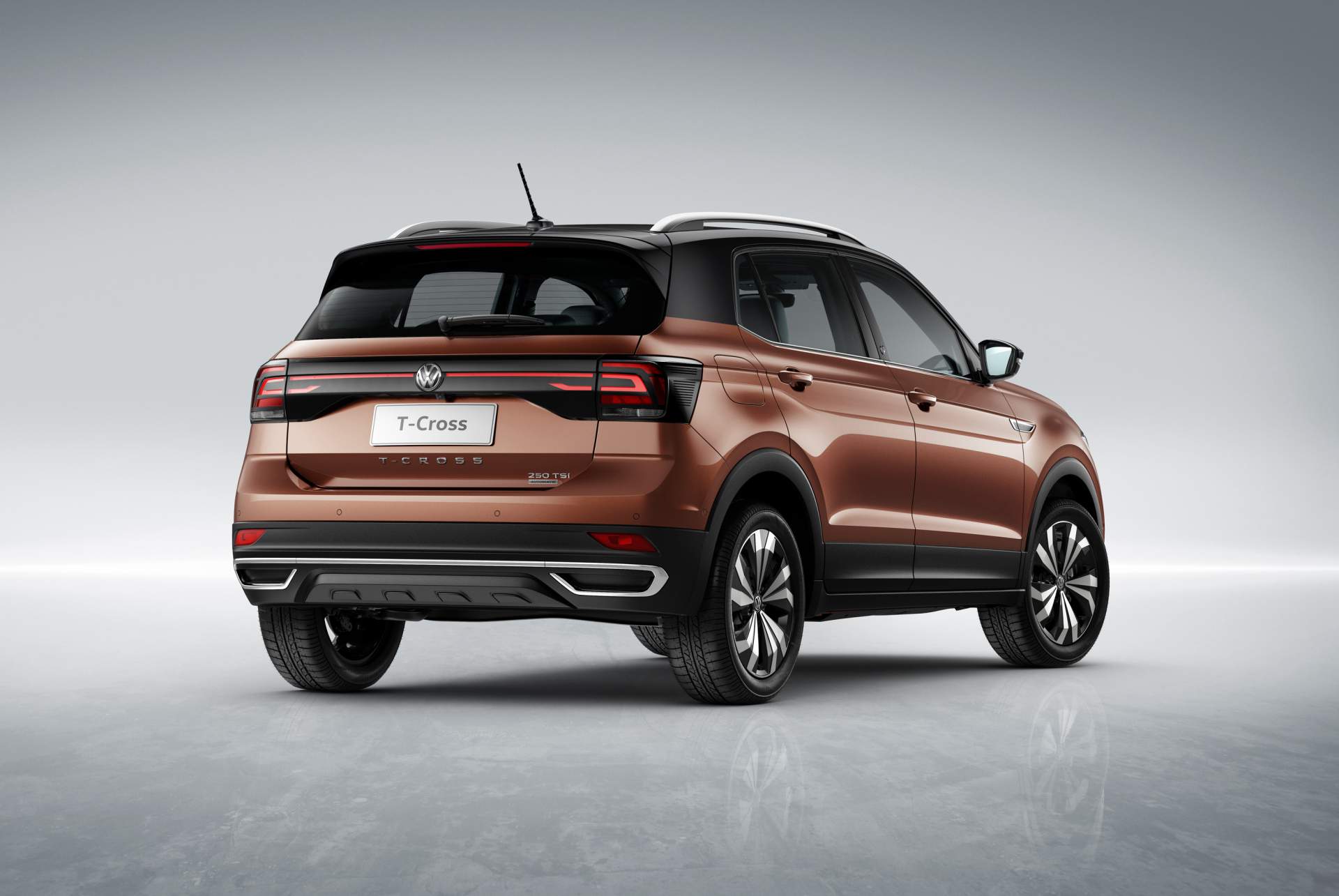 China’s VW T-Cross Has Tiguan-Like Face, See How South America’s Model Looks Too
