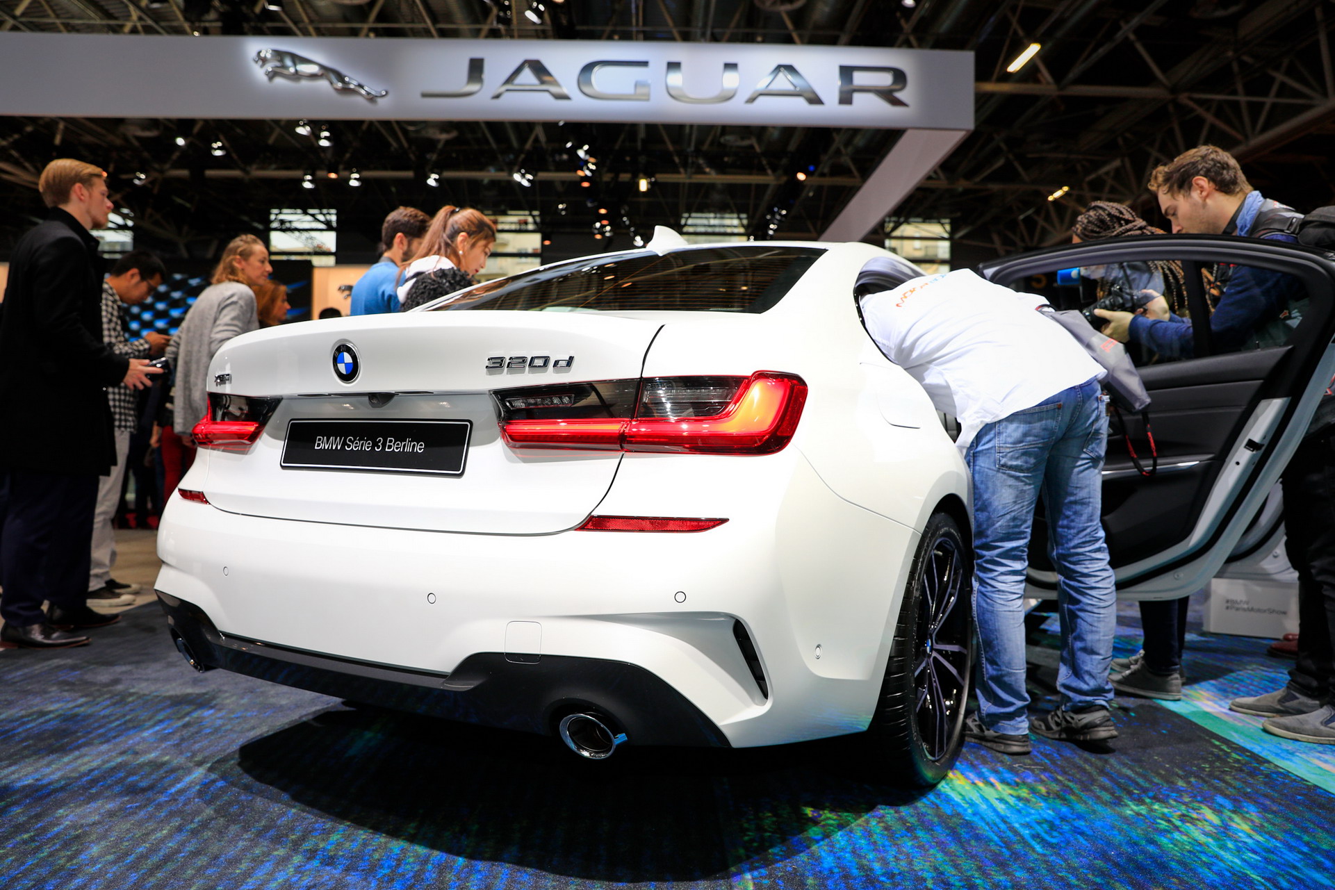 BMW 35 2018 Paris Auto Show Gallery: BMW