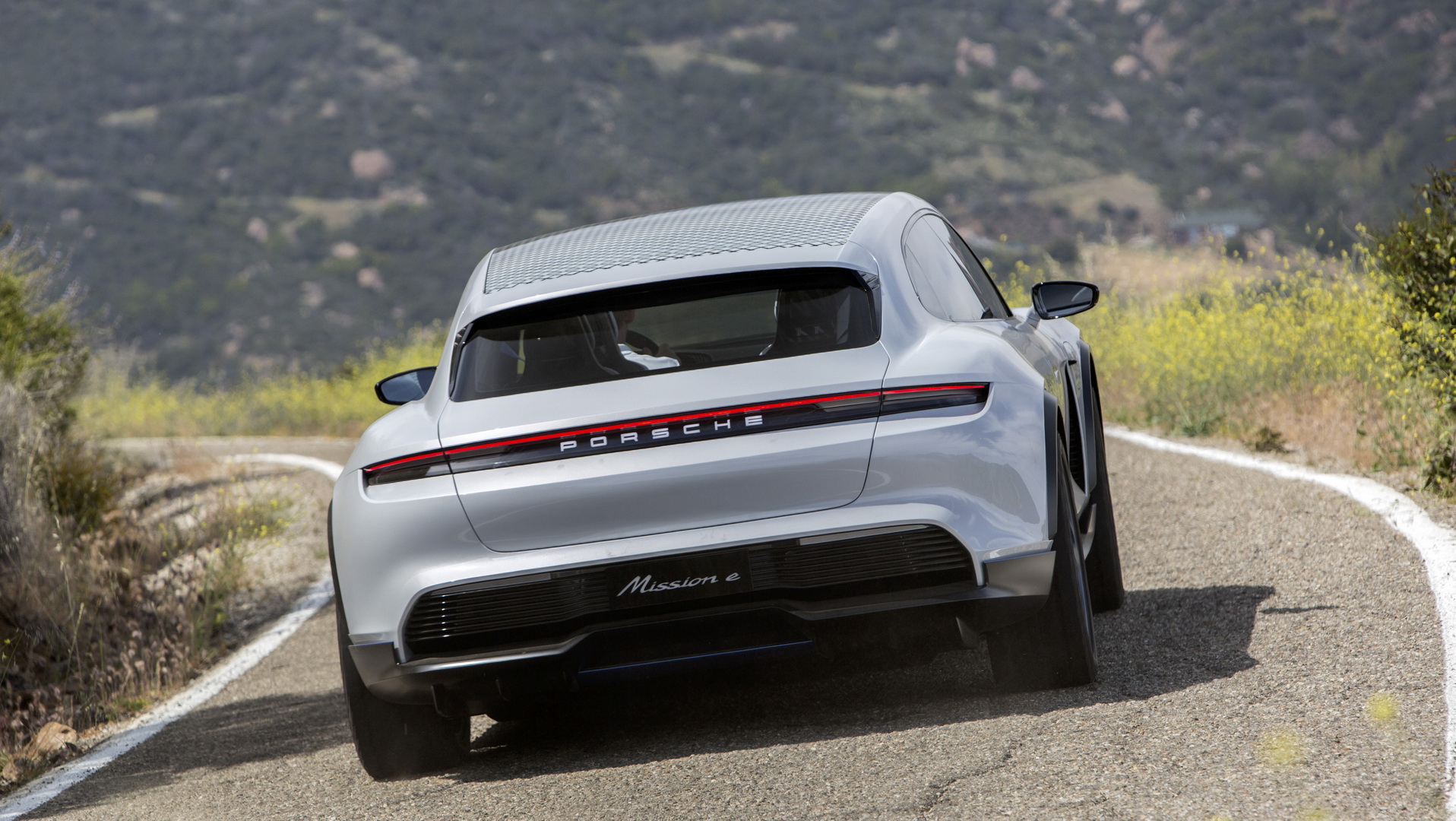 porsche mission e cross turismo concept 11 High-Riding Porsche Taycan Cross Turismo Coming In 2020