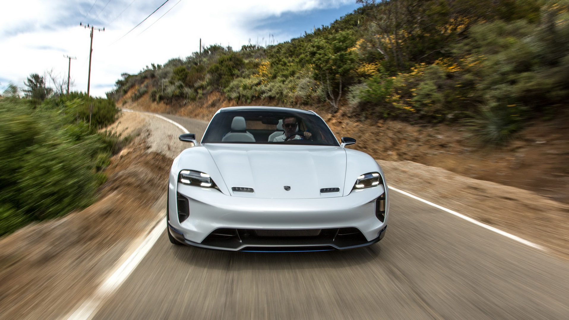 porsche mission e cross turismo concept 12 High-Riding Porsche Taycan Cross Turismo Coming In 2020