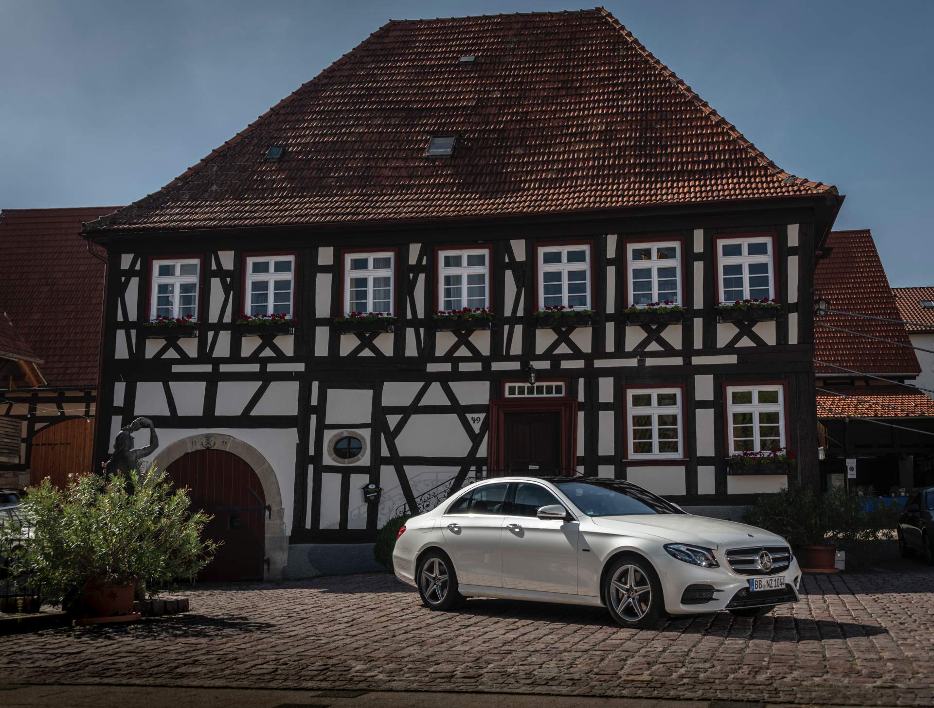 Driven by EQ Stuttgart 2018
Driven by EQ Stuttgart 2018 Mercedes E300e And E300de PHEVs Mix Electricity With Petrol And Diesel Power