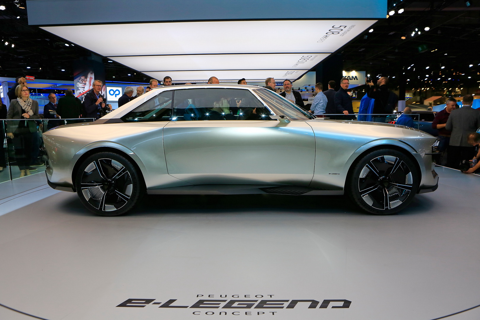 2018 peugeot e-legend concept 7 Peugeot e-Legend Could Be Built If There’s Enough Demand