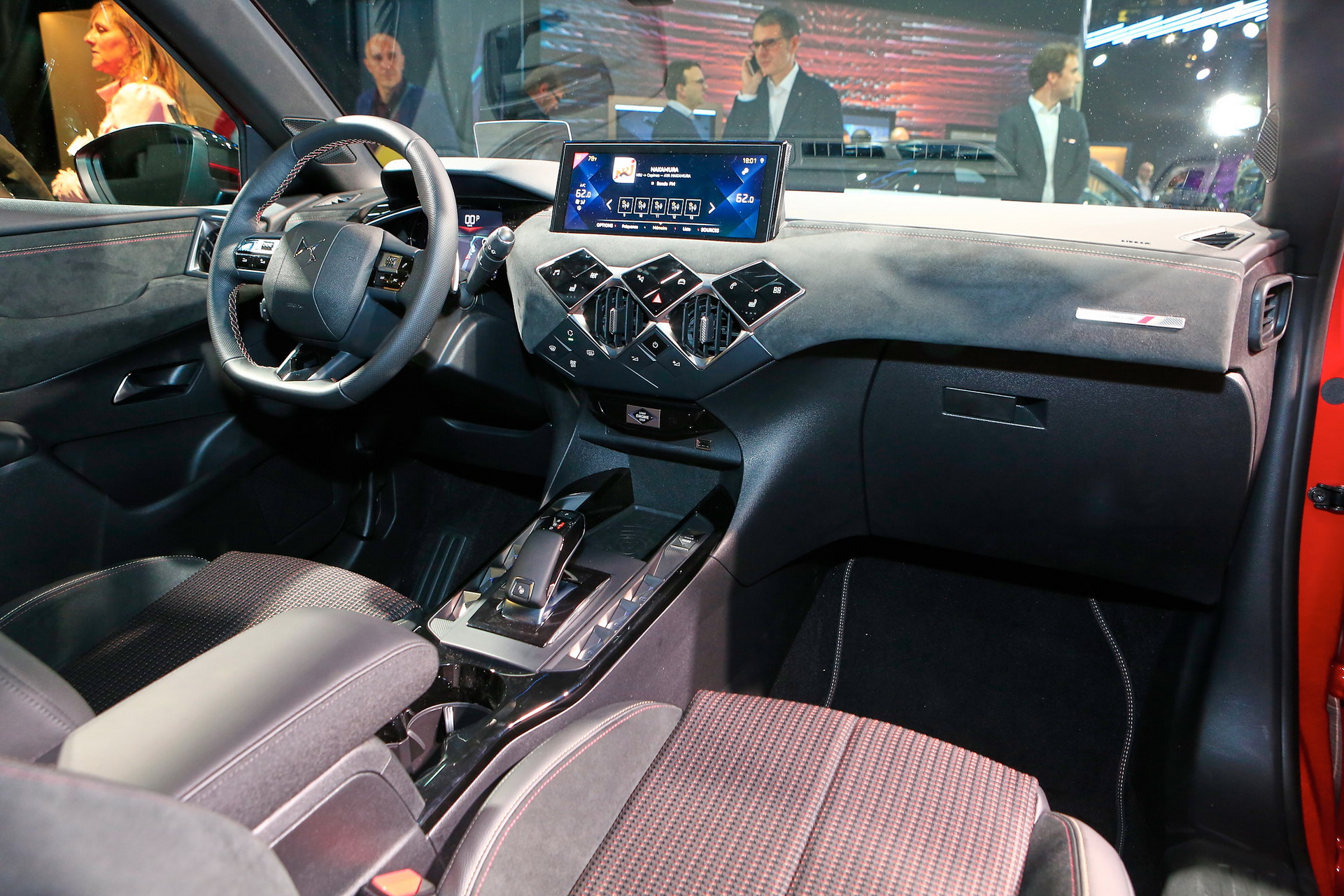 DS 15 2018 Paris Auto Show Gallery: Citroen & DS