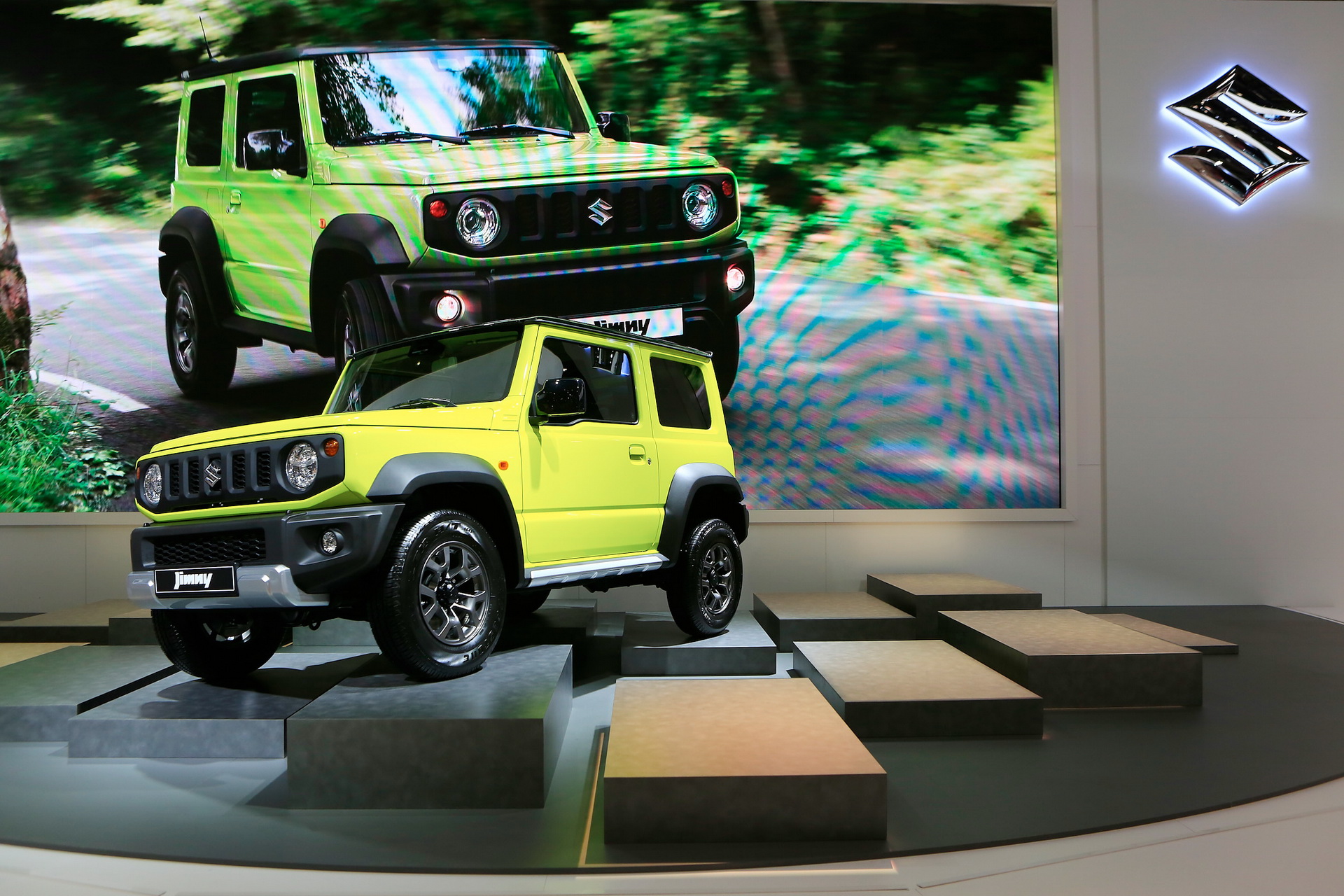 Suzuki-Jimny-01 Suzuki Facing “Staggering” Demand For New Jimny