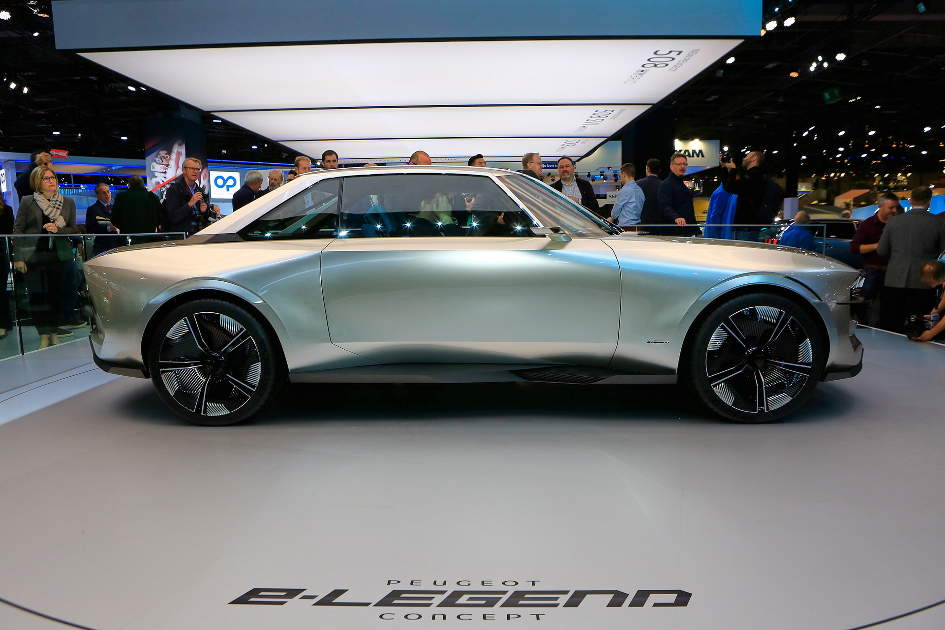 Peugeot 6 2018 Paris Auto Show Gallery: Peugeot