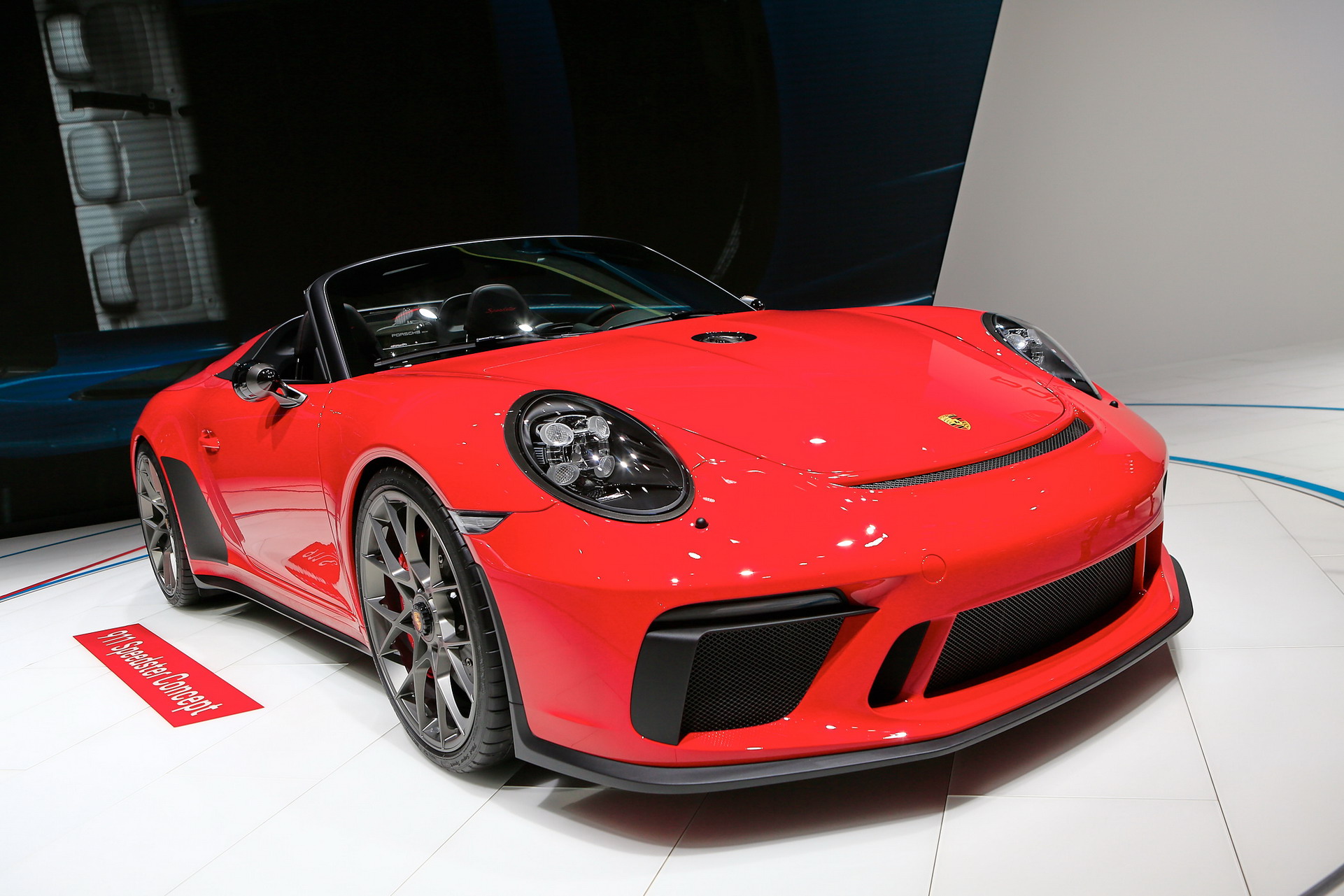 Porsche 9 2018 Paris Auto Show Gallery: Porsche