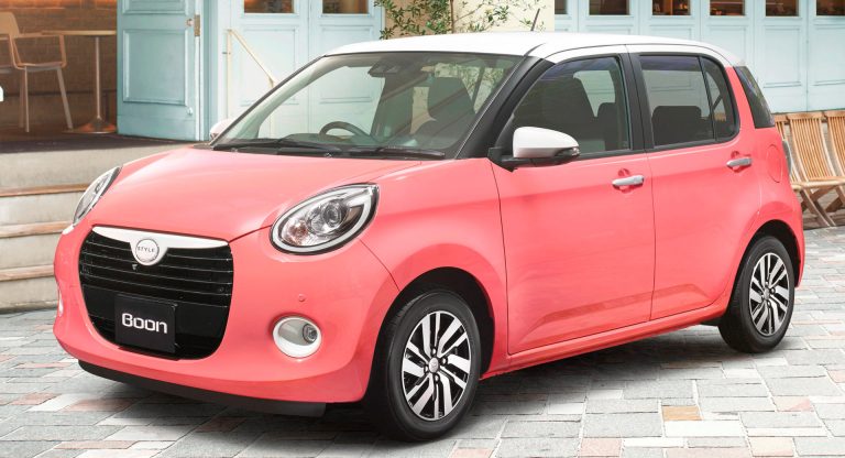 Daihatsu boon 2015