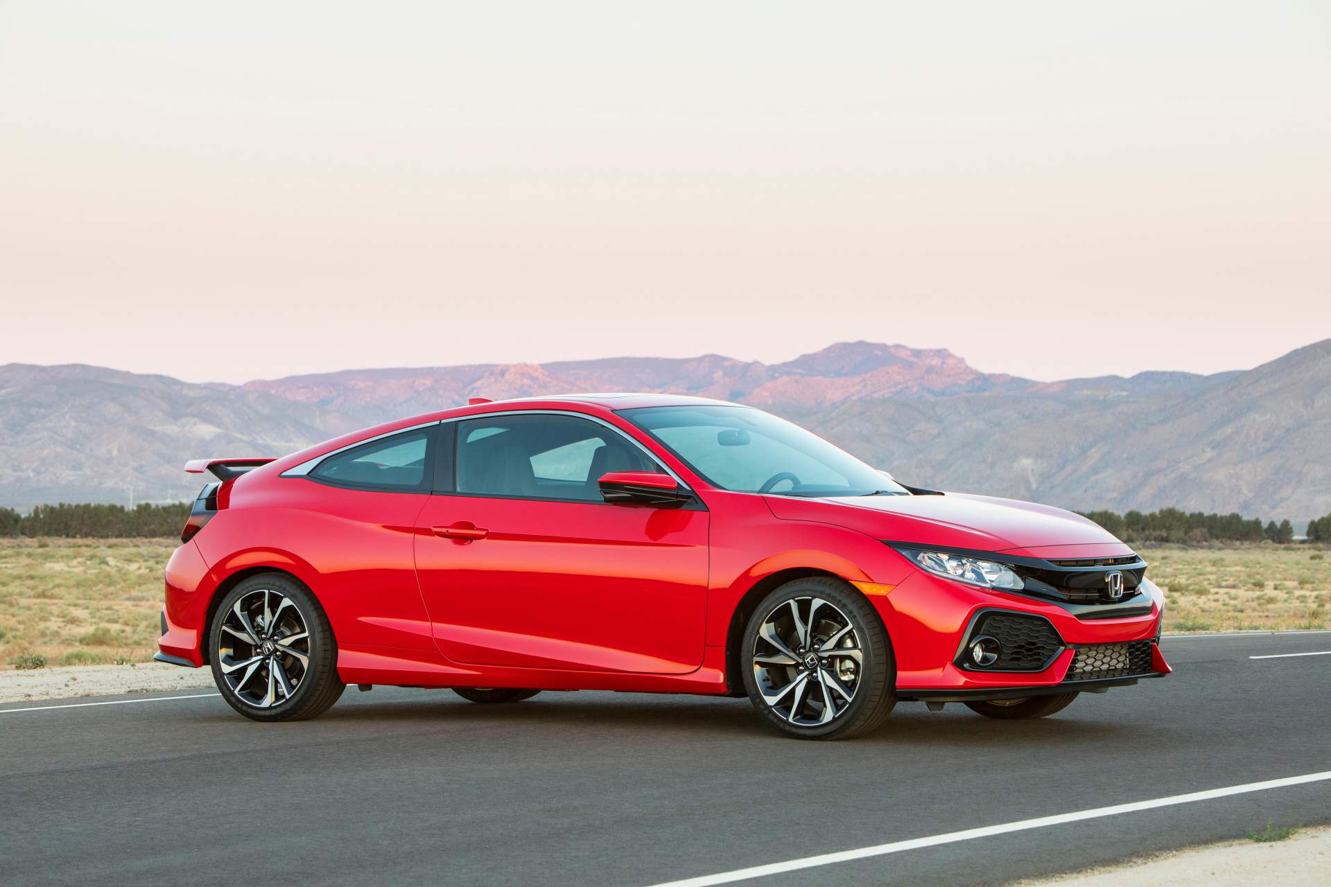 2019 Honda Civic Si Coupe 2019 Honda Civic Si Models Bring Minor Updates And $200 Price Hike