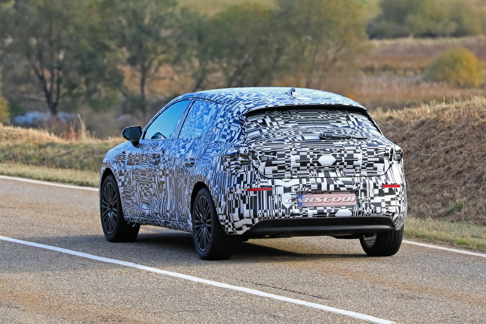 2020 seat leon spied 6 Seat Leon Concept Heading To 2019 Geneva Motor Show