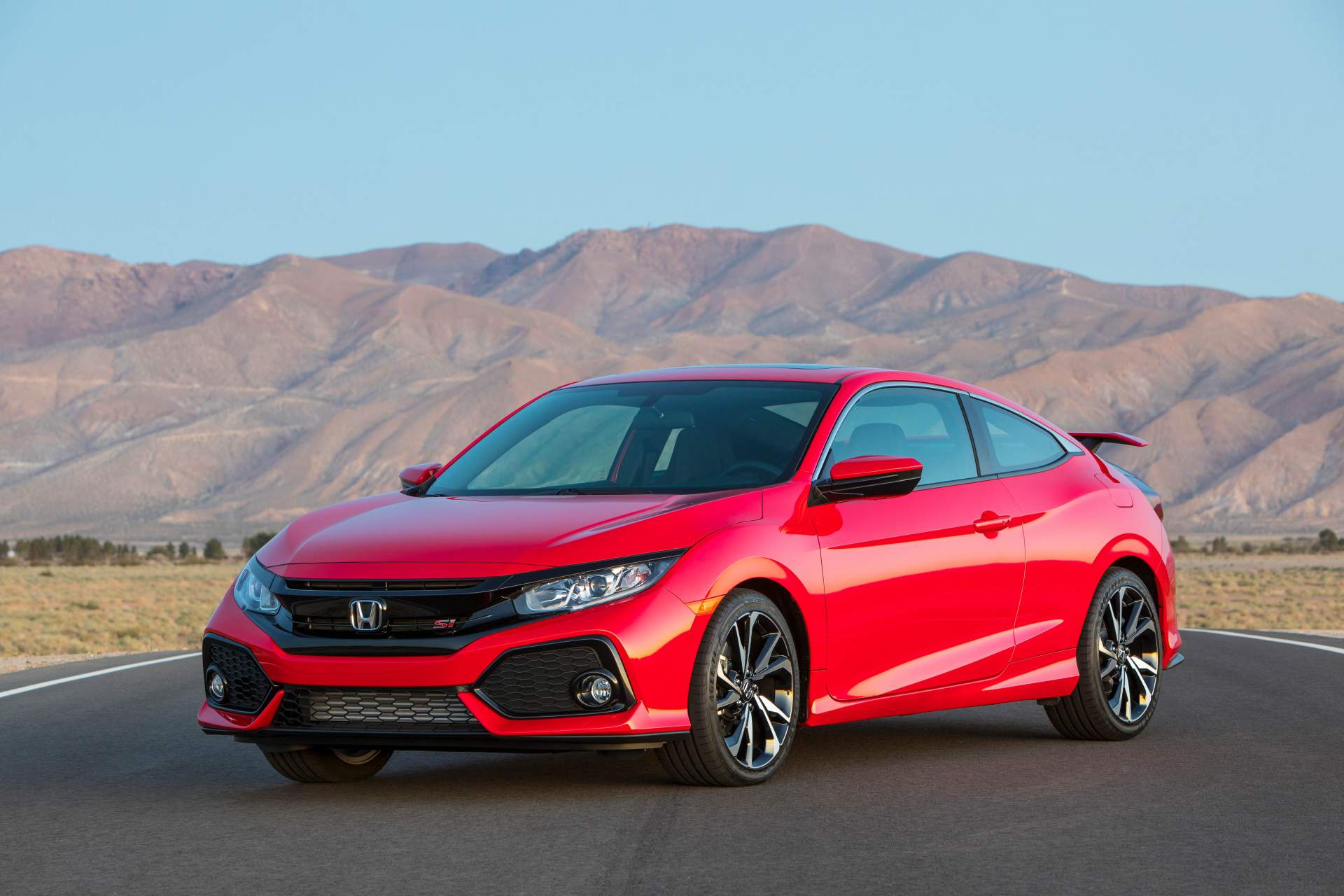 2019 Honda Civic Si Coupe 2019 Honda Civic Si Models Bring Minor Updates And $200 Price Hike