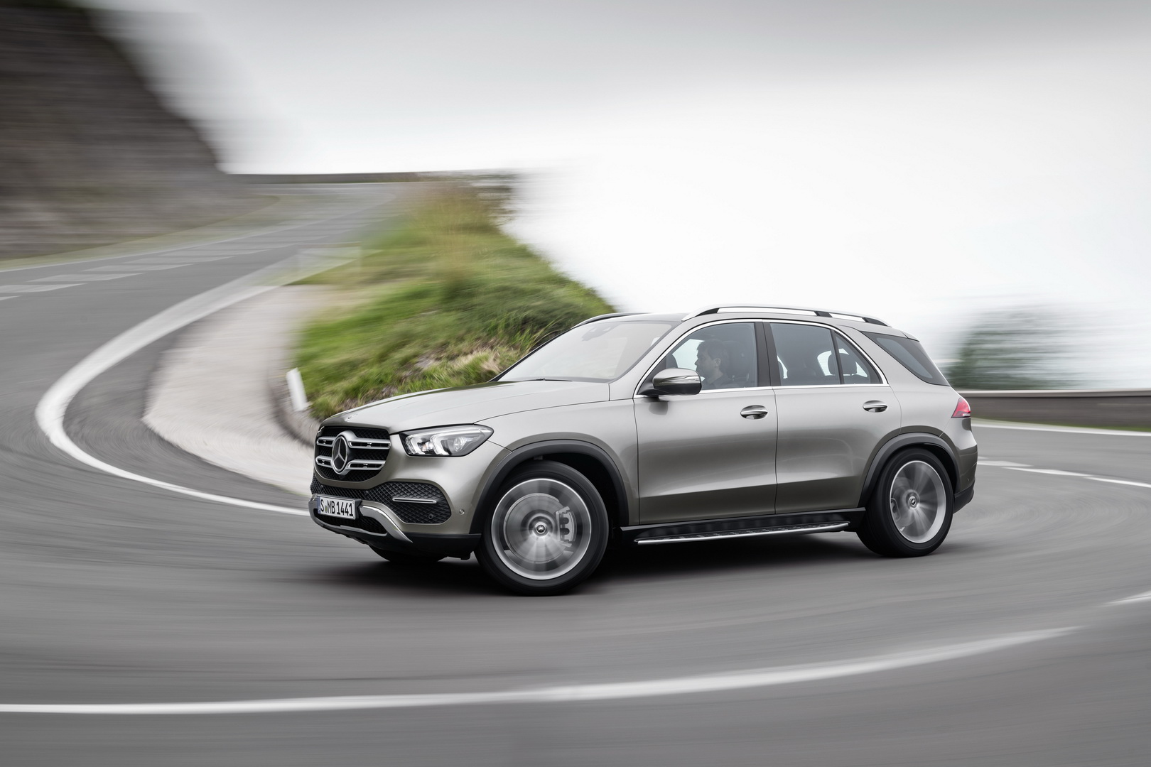 2019 mercedes-benz gle 2 2019 Mercedes-Benz GLE Undercuts Base BMW X5 By Nearly €6,000 In Germany