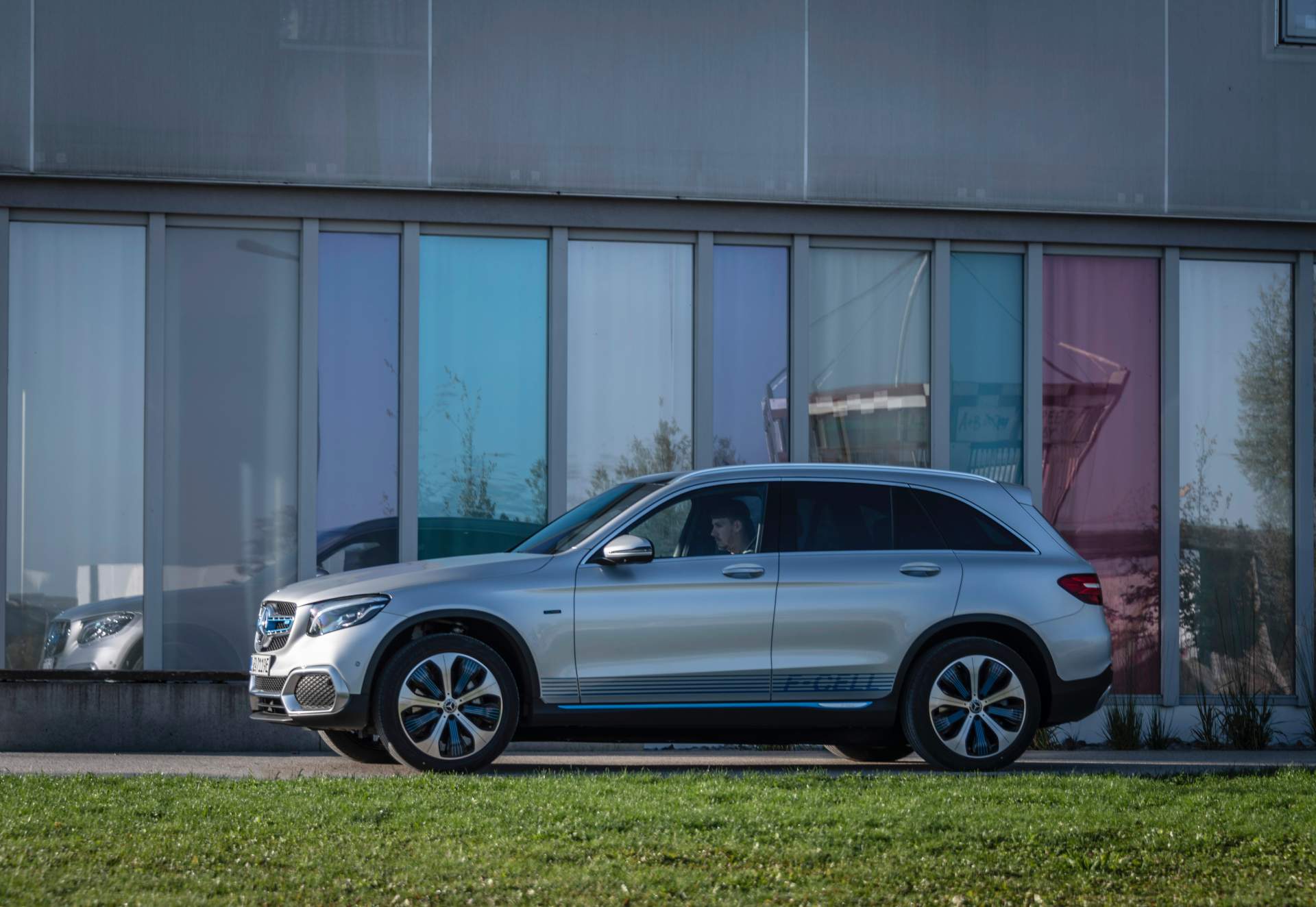 FV EQ Stuttgart 2018
Driven by EQ Stuttgart 2018 Mercedes Drops Full Details On GLC F-Cell Before Deliveries Begin