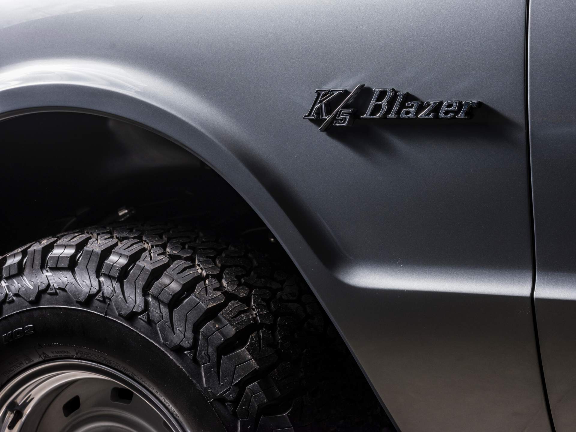 1971 Chevrolet K5 Blazer Seaker by Ringbrothers 25 Ringbrothers’ First SUV Is An LS3-Powered 1971 Chevy K5 Blazer
Restomod