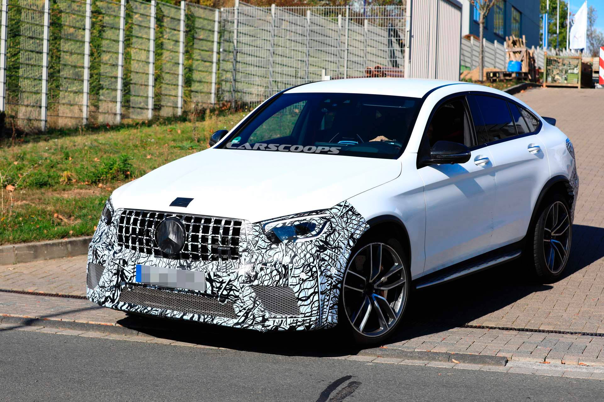 2020 Mercedes-AMG GLC63 Coupe spy shots 2 Mercedes-AMG Is Already Testing The Facelifted 2020 GLC63 Coupe