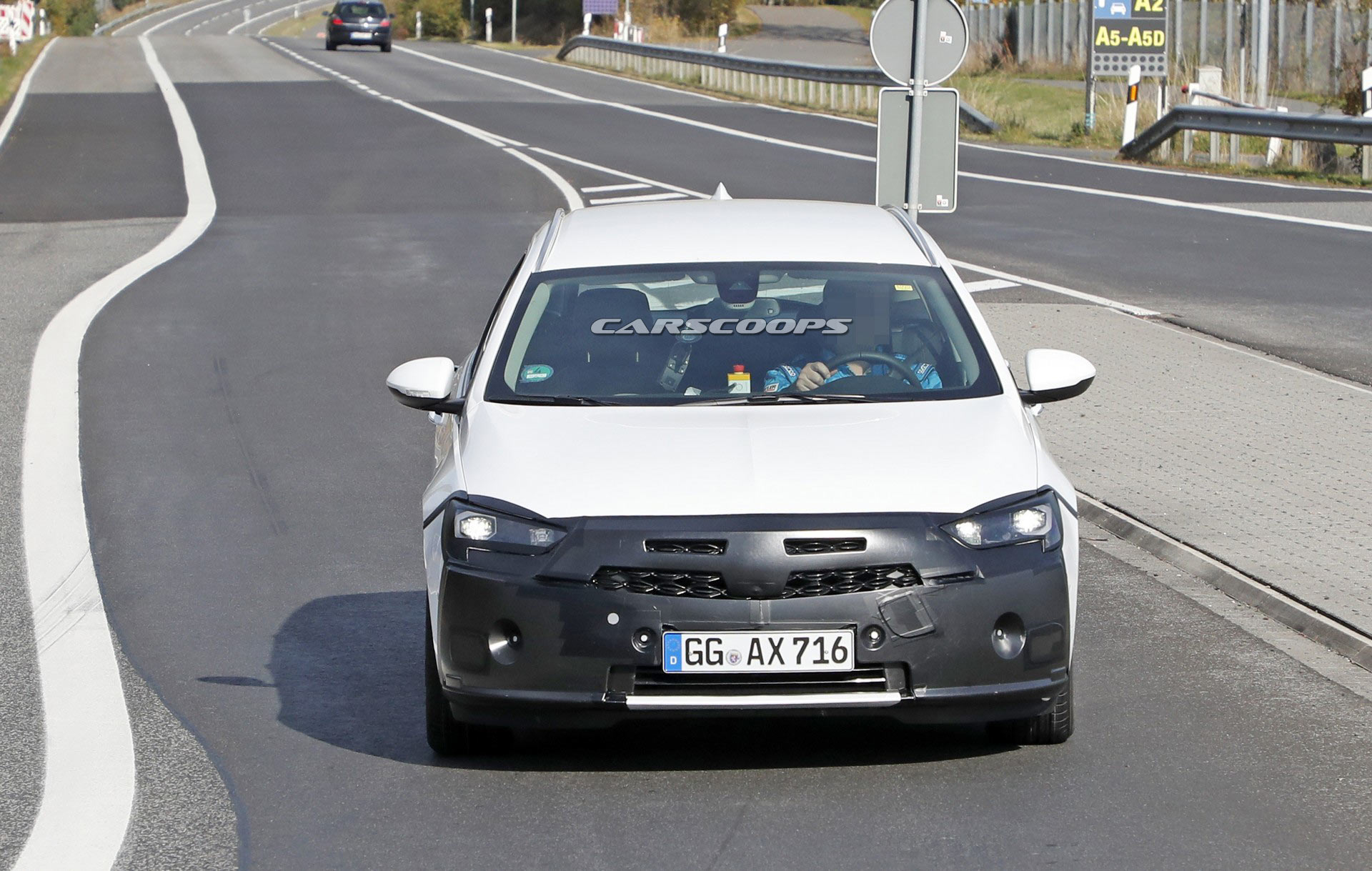 2020 Opel Insignia Sports Tourer-9 That Was Quick: Opel’s Working On An Updated Insignia Sports Tourer For 2020