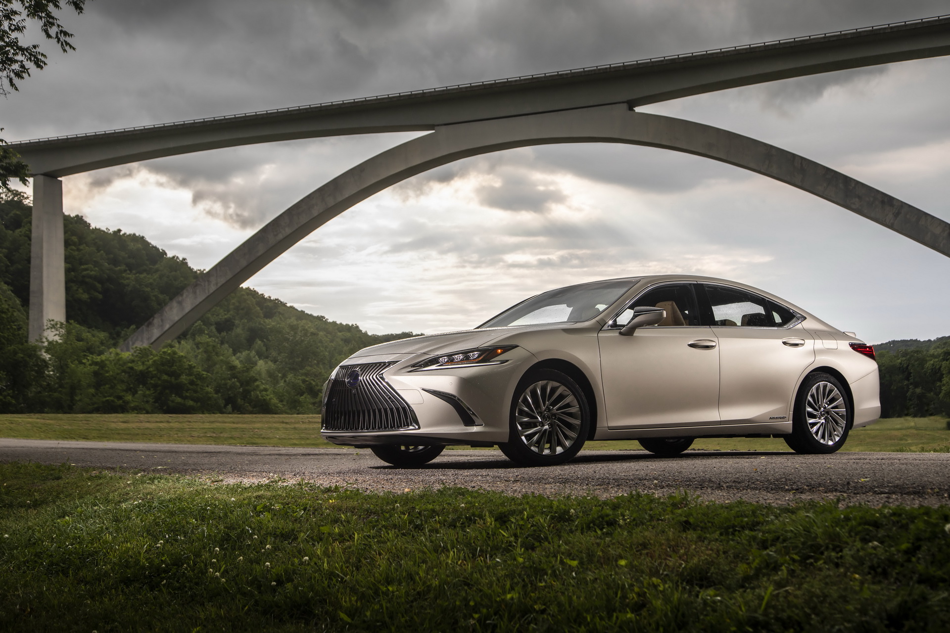 Lexus-ES-Seats-09 It Took Lexus Three Years To Develop The Perfect Seats For The New ES