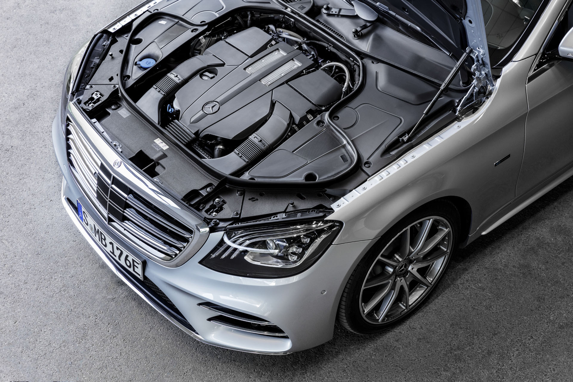 EQ Power: Neuer Plug-in-Hybrid Mercedes-Benz S 560 e: Mehr Leistung, mehr Reichweite Mercedes S560e PHEV Launches With 476 HP, 31 Miles Of Electric Range